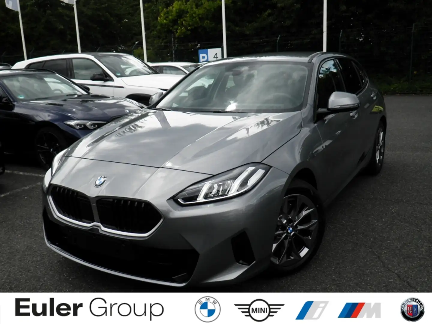 BMW 120 Navi Digitales Cockpit LED Apple CarPlay Android A Grau - 1