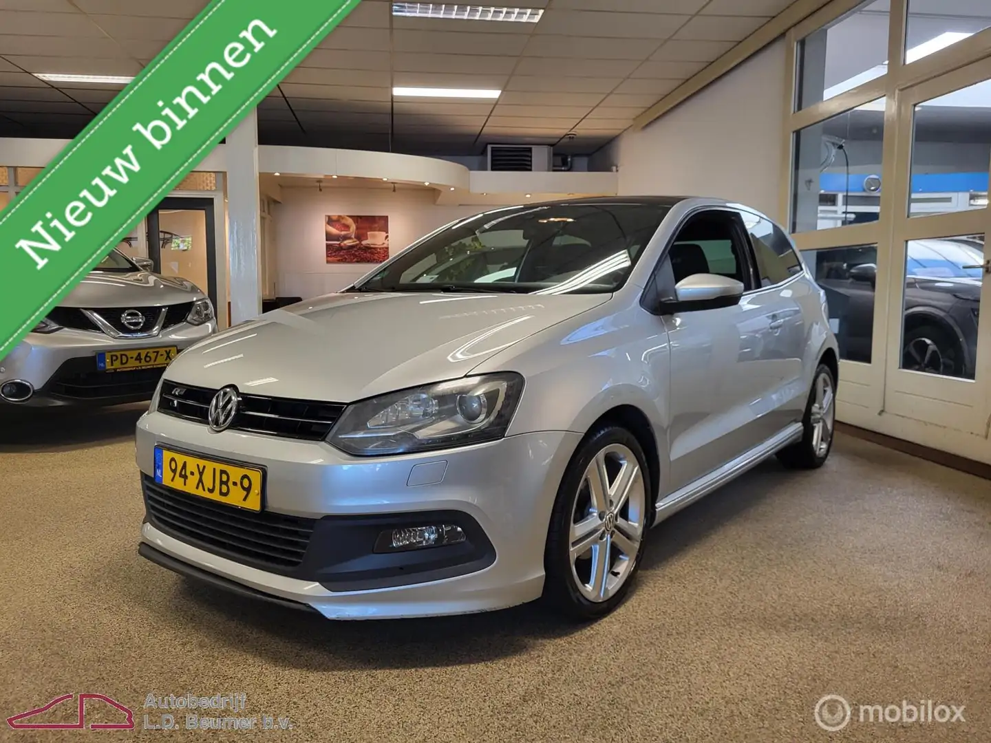 Volkswagen Polo 1.2 TSI Highline *NL, 1e EIG, R-Line, TRKHK, RIJKL Grijs - 1