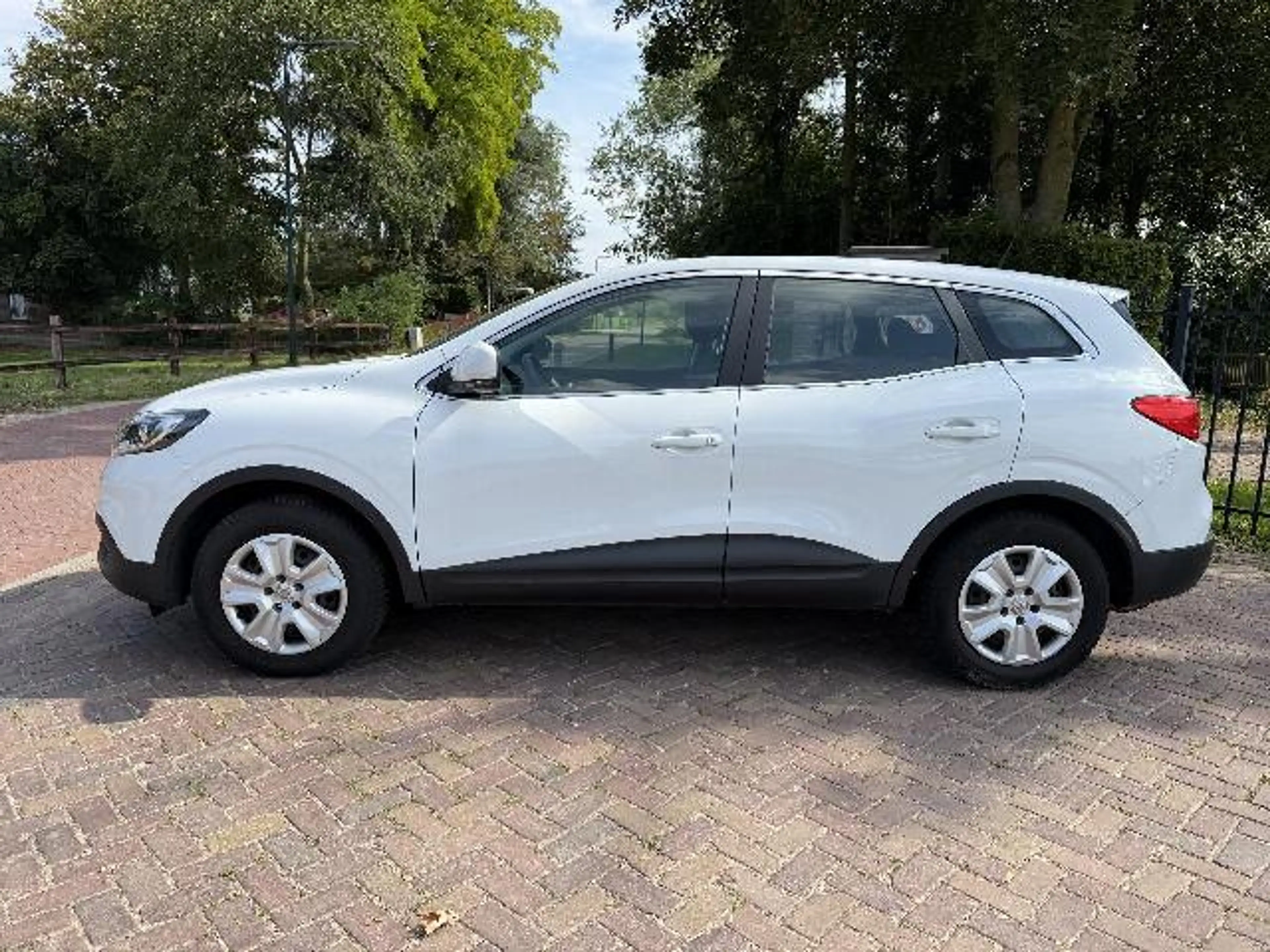 Renault Kadjar 1.2 TCe Life — photo 2