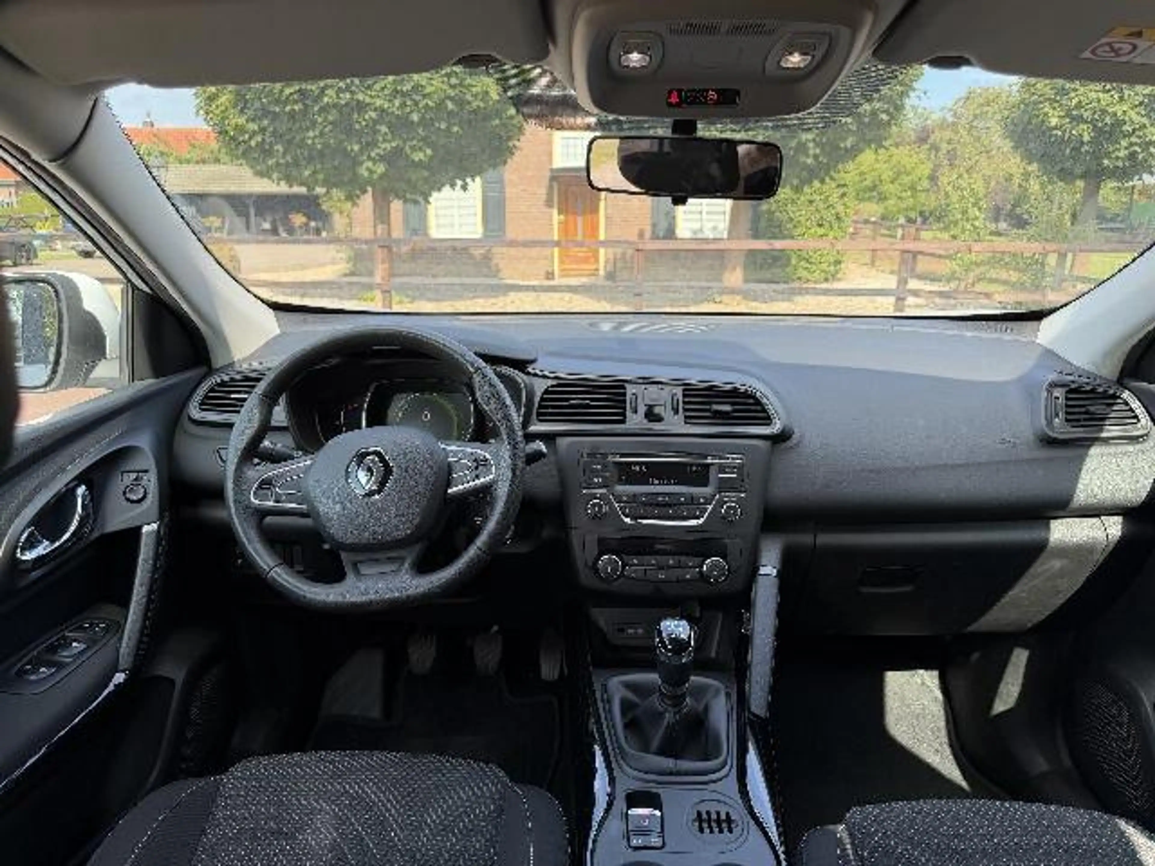 Renault Kadjar 1.2 TCe Life — photo 12