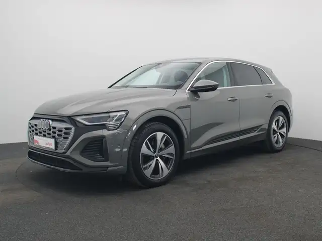 Audi Q8 E-Tron view 2