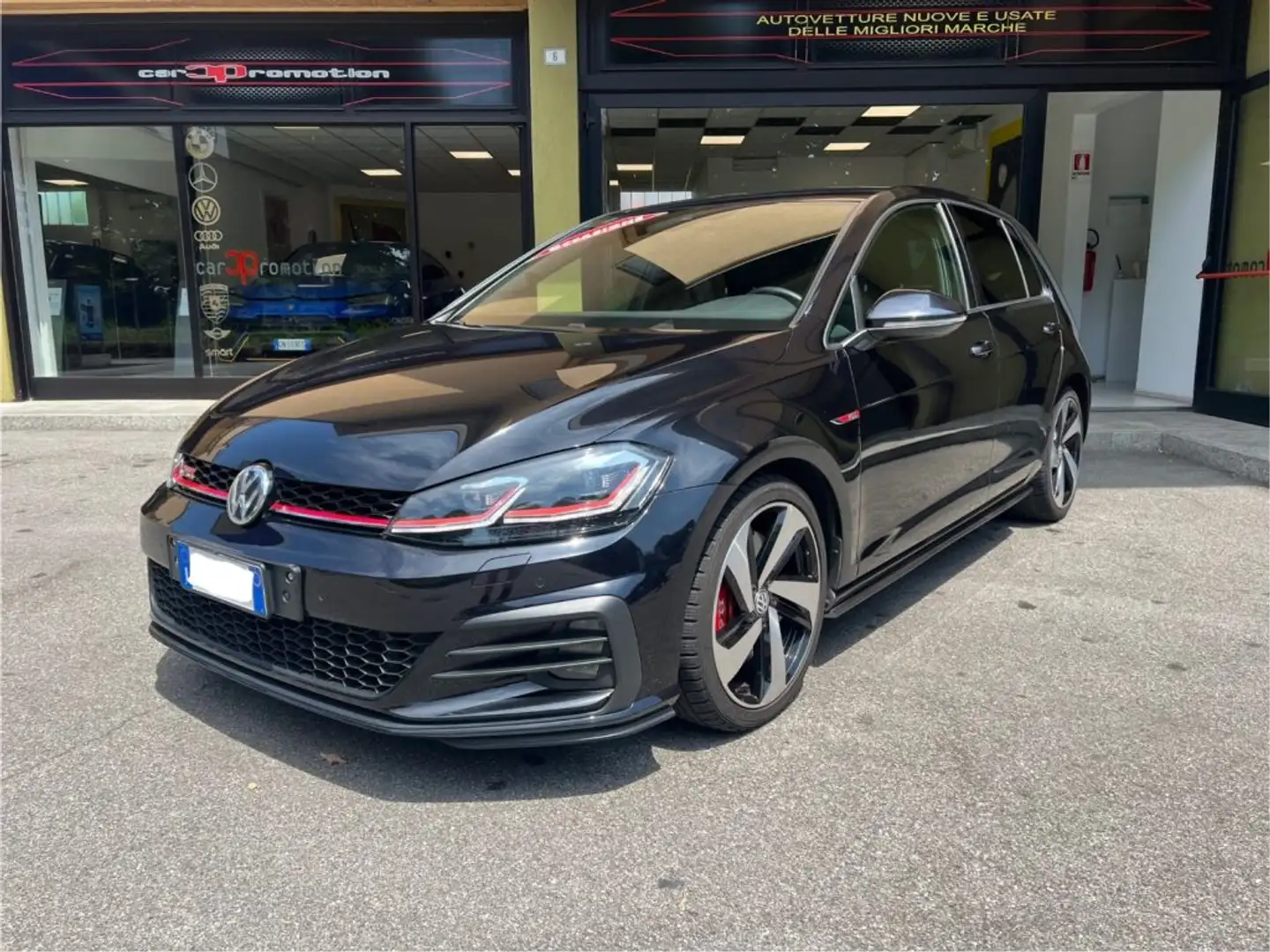 Volkswagen Golf GTI Performance 2.0 245 CV TSI DSG 5p. BMT Nero - 1