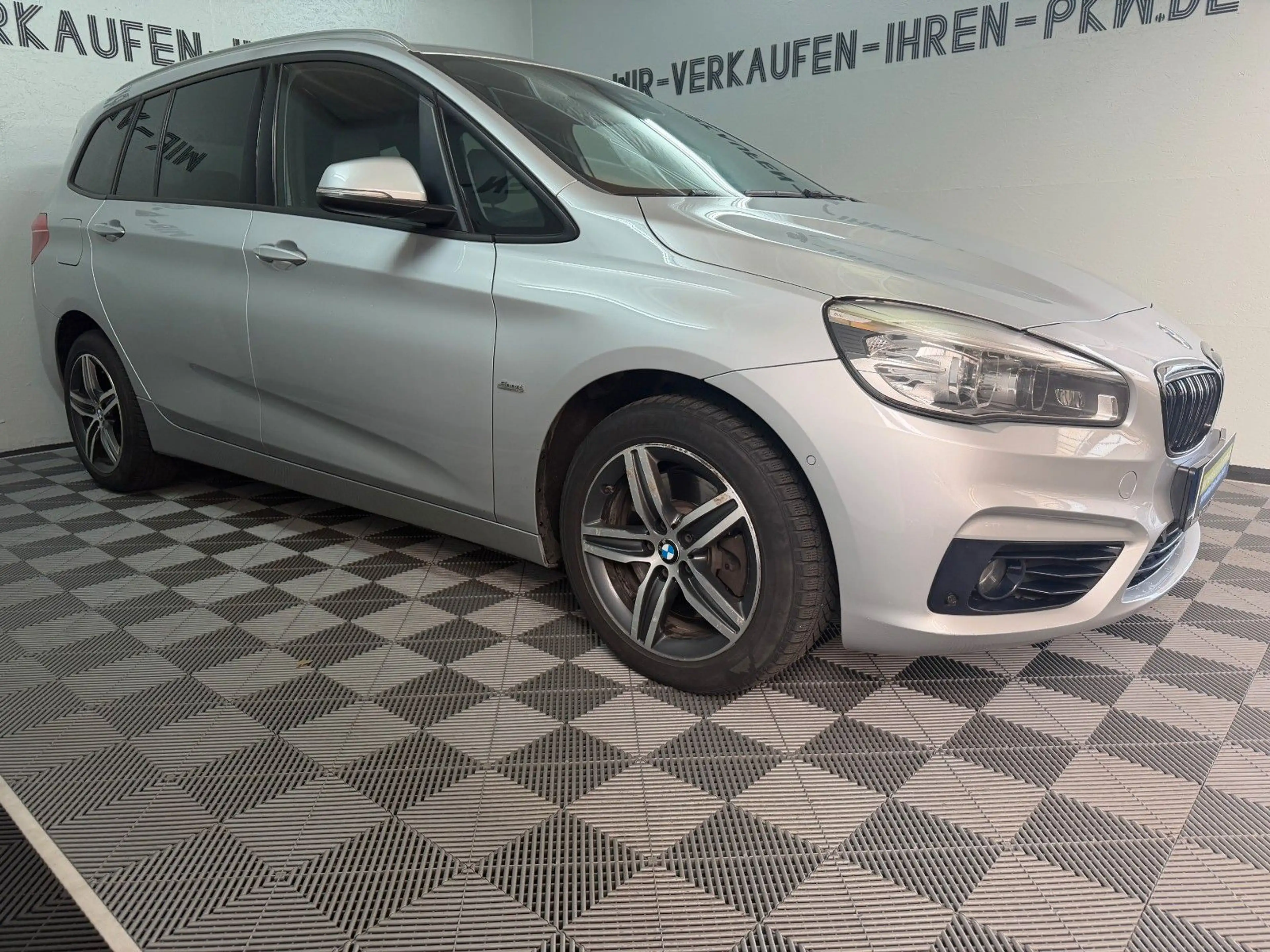 BMW 220 xDrive Sport Line LED°ACC°AHK° — photo 10