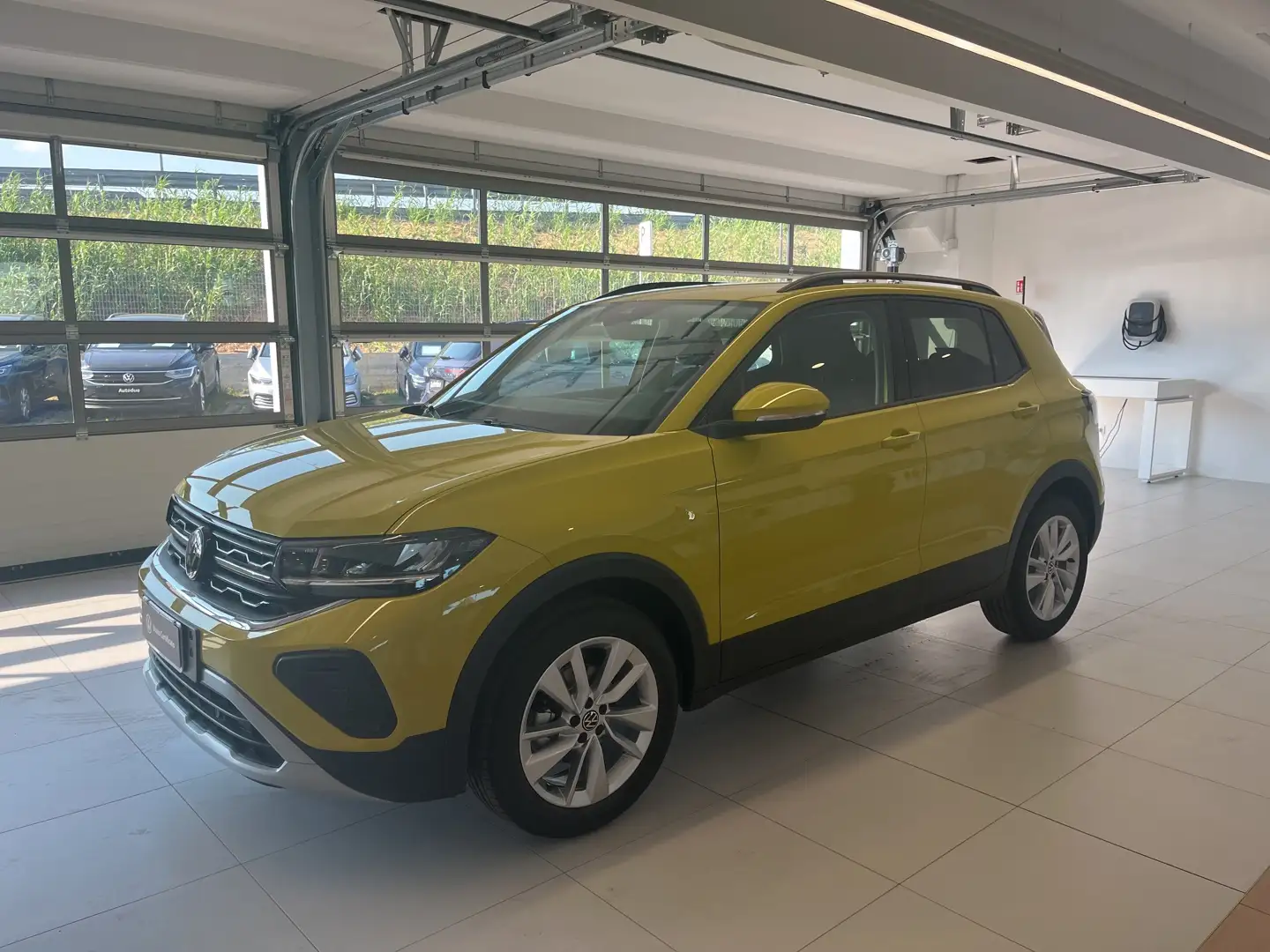 Volkswagen T-Cross 1.0 TSI Edition Plus Grigio - 1