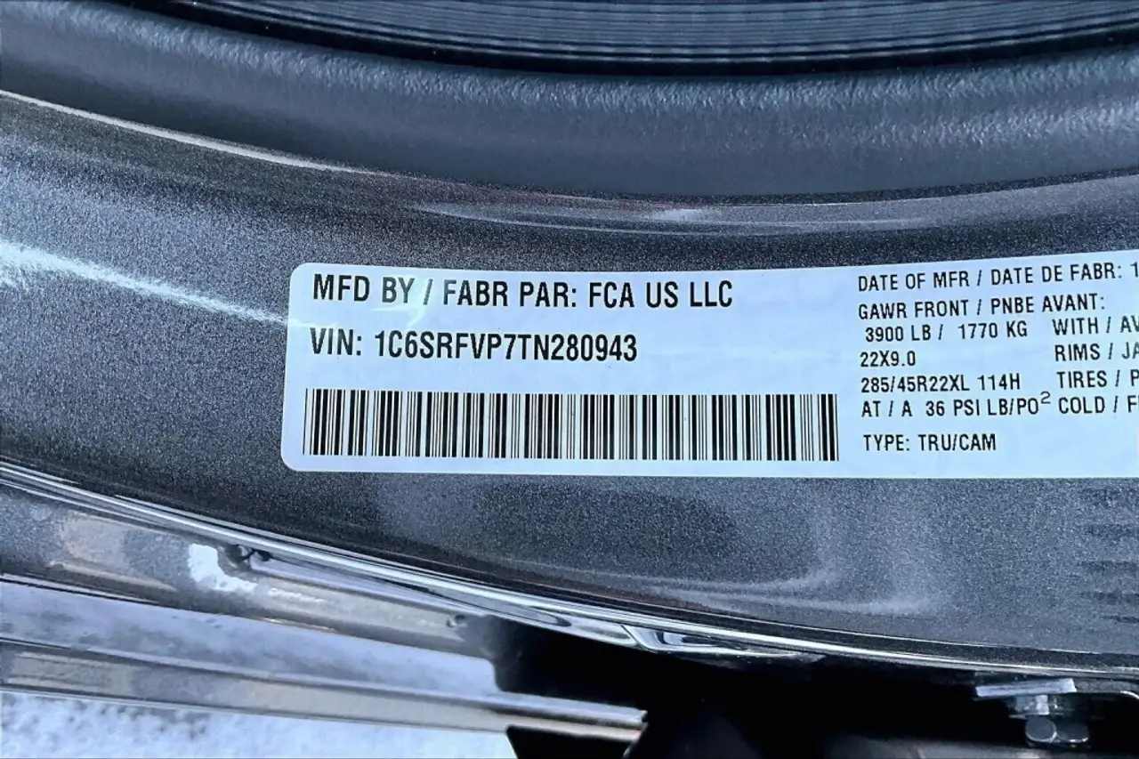 RAM 1500 снимка RAM 1500