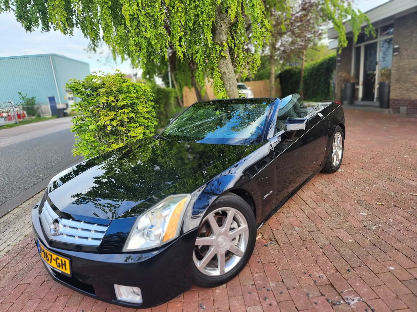 Cadillac XLR - 1