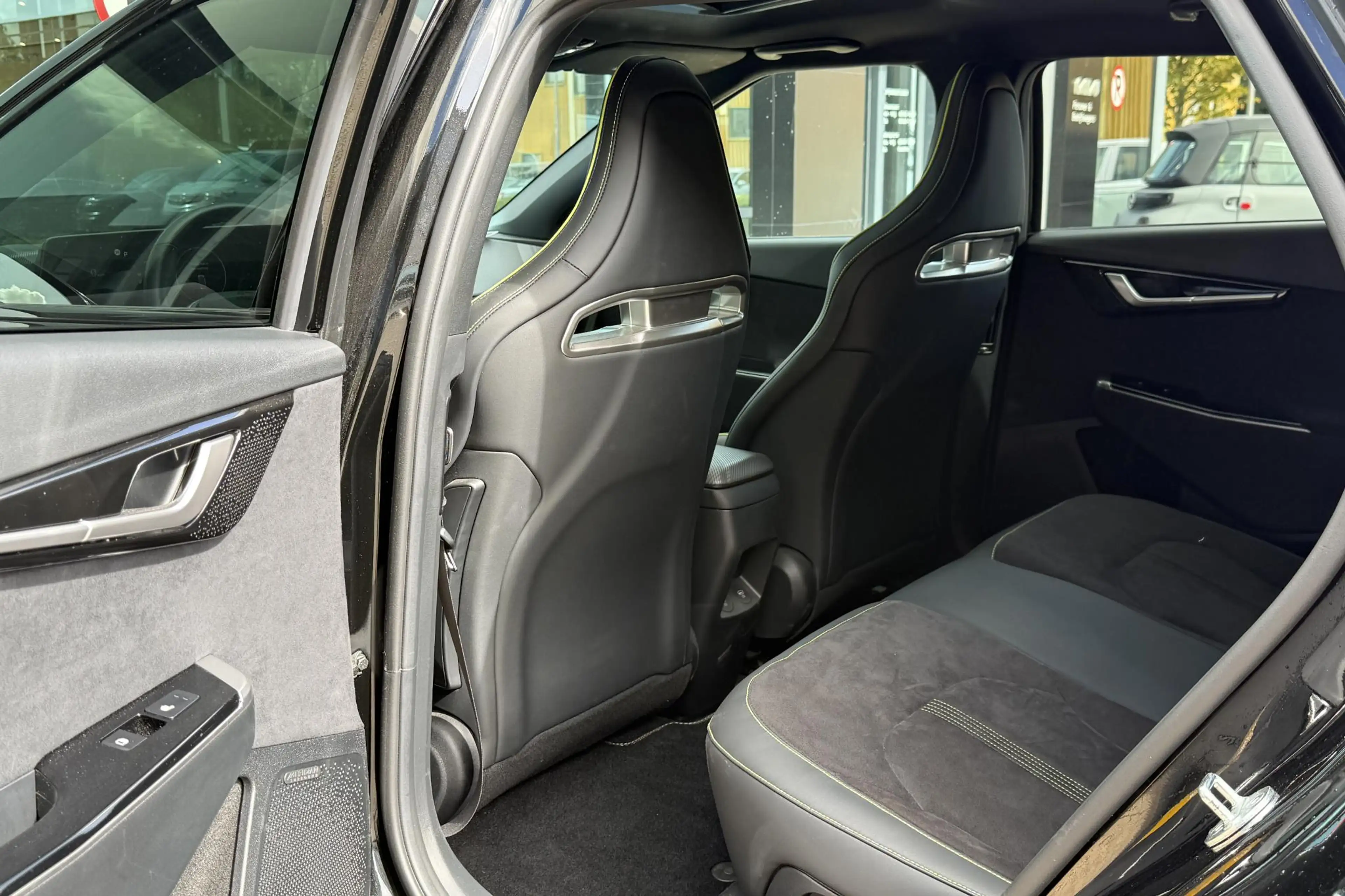 Kia EV6 GT AWD 77.4 kWh | SOH 97,9% | 585pk | HUD | Kuipst — photo 15
