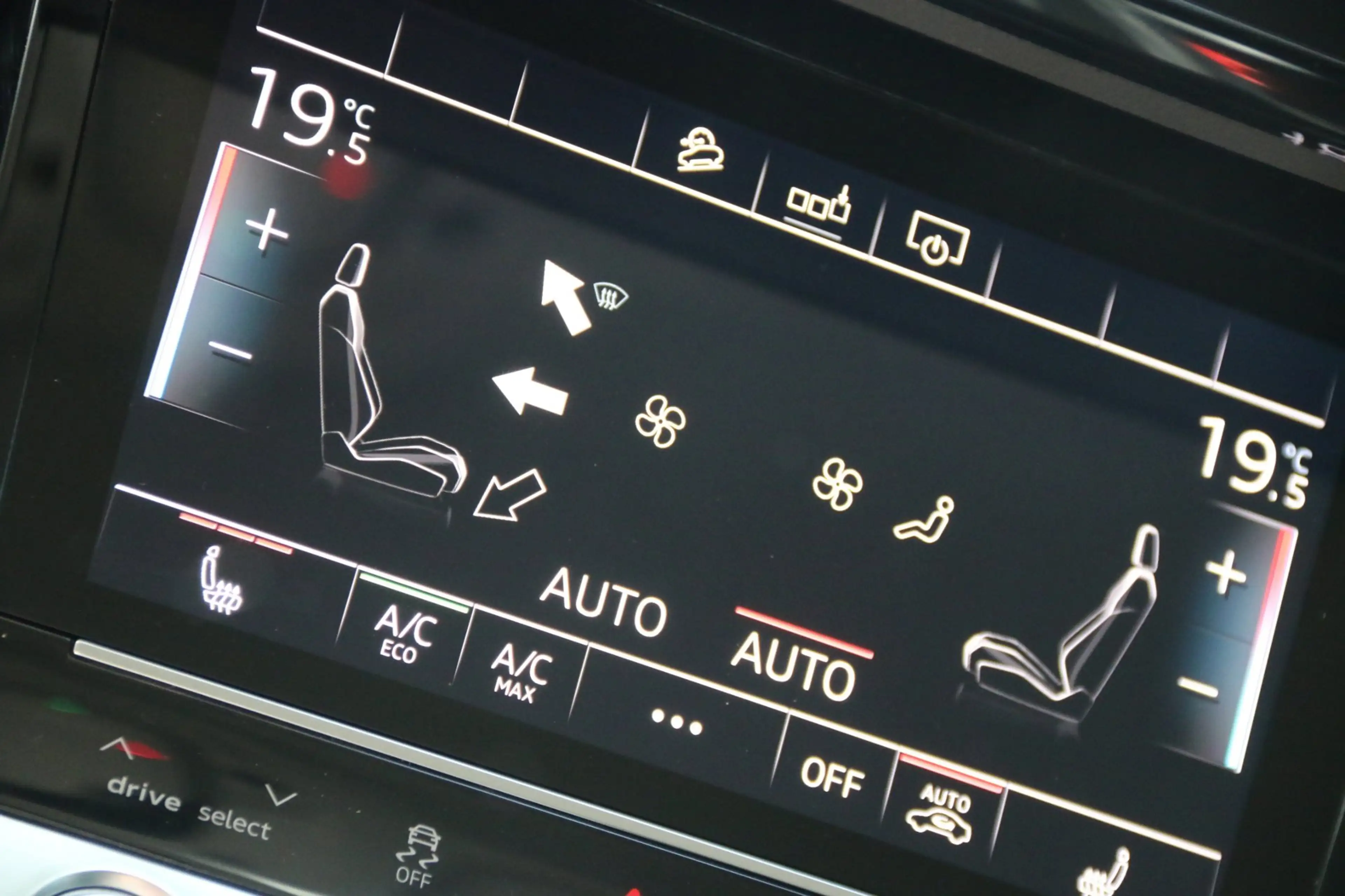 Audi e-tron E-tron 50 quattro Launch edition 71 kWh SOH 93,6% — photo 17