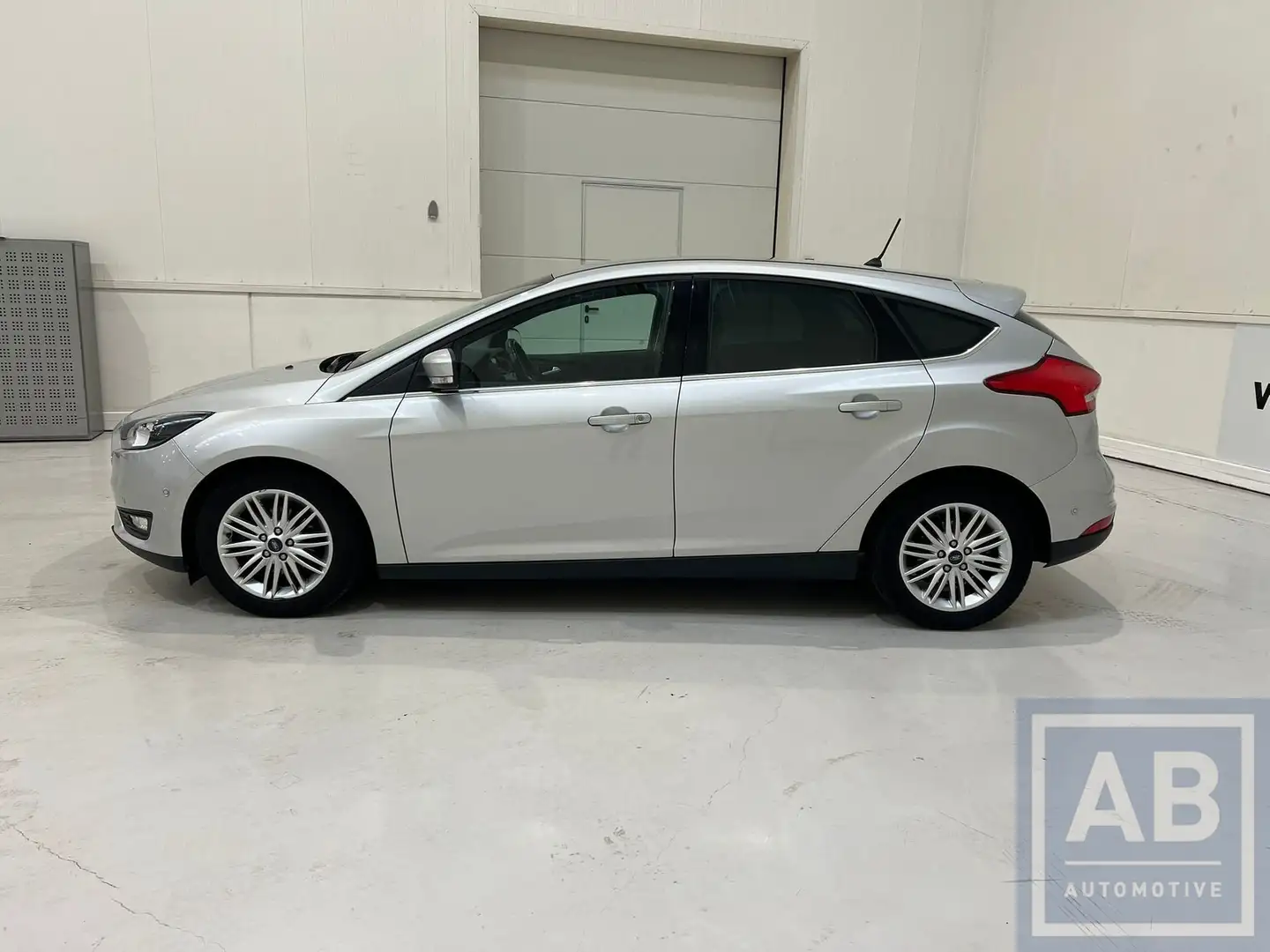 Ford Focus * Focus Sync / Edition / Garantie * Silber - 2