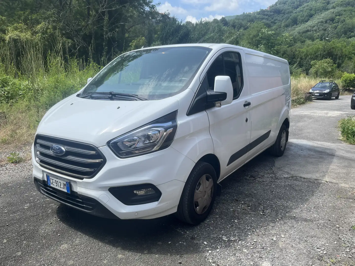 Ford Transit Custom T. CUSTOM TREND 2.0 130cv 300 PASSO LUNGO + IVA Bianco - 1