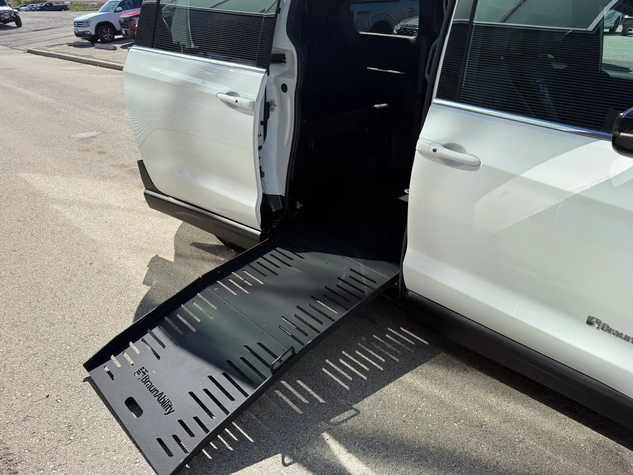 Chrysler Grand Caravan снимка Chrysler Grand Caravan