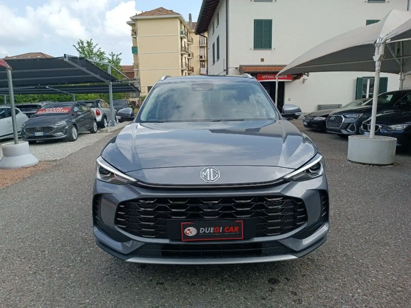 MG ZS 1.5 Hybrid+ Luxury Gris - 2