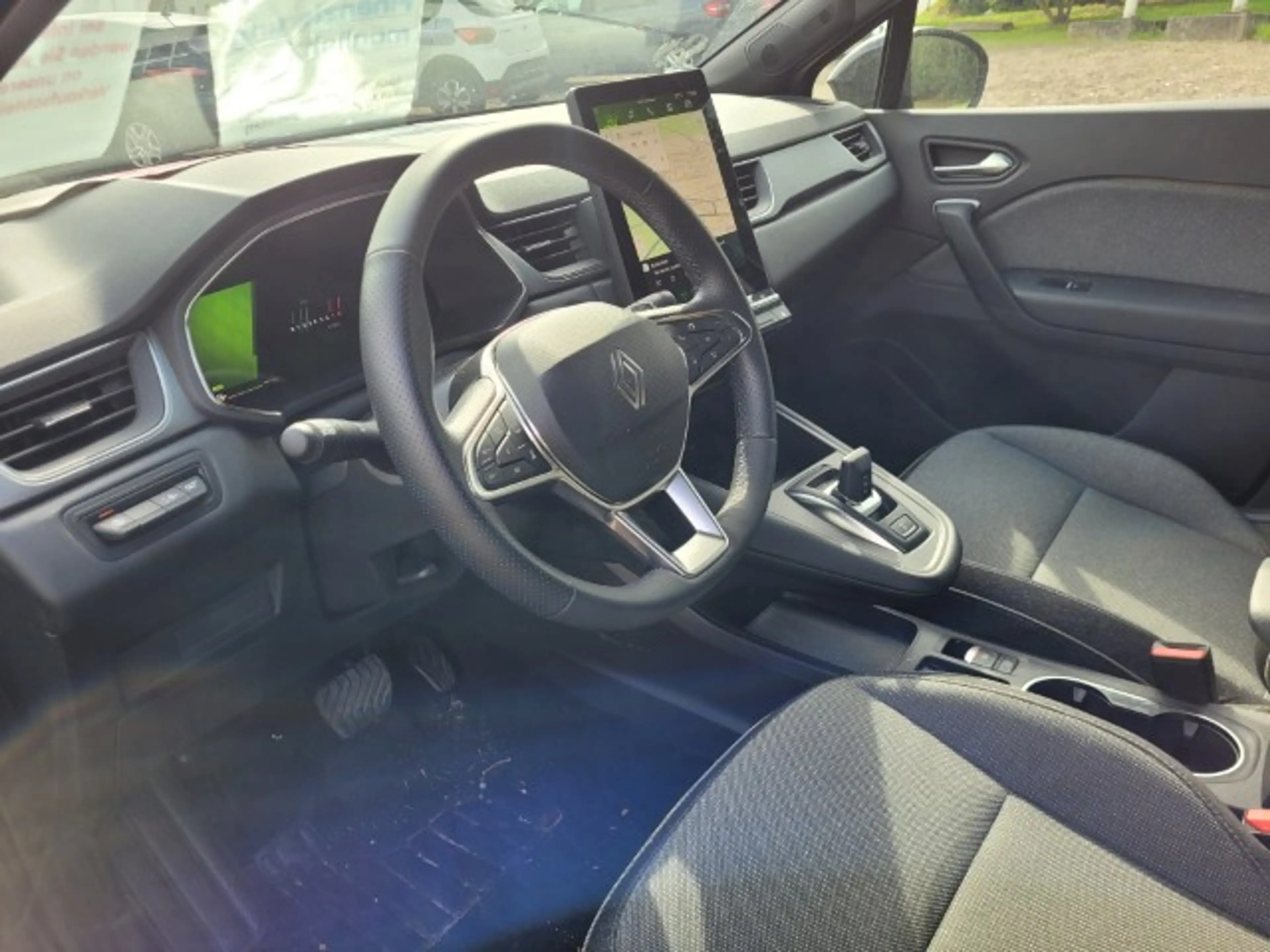 Renault Symbioz 140 Mild Hybrid Techno - AUTOMATIK - NAVI- SITZHEIZUNG — photo 2