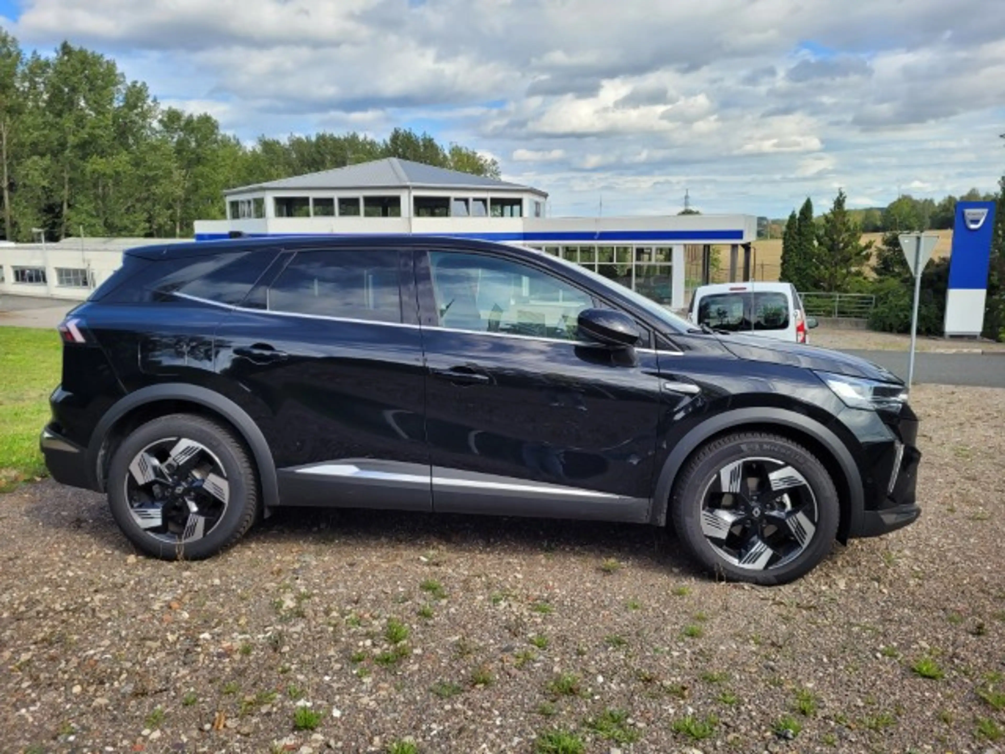 Renault Symbioz 140 Mild Hybrid Techno - AUTOMATIK - NAVI- SITZHEIZUNG — photo 4