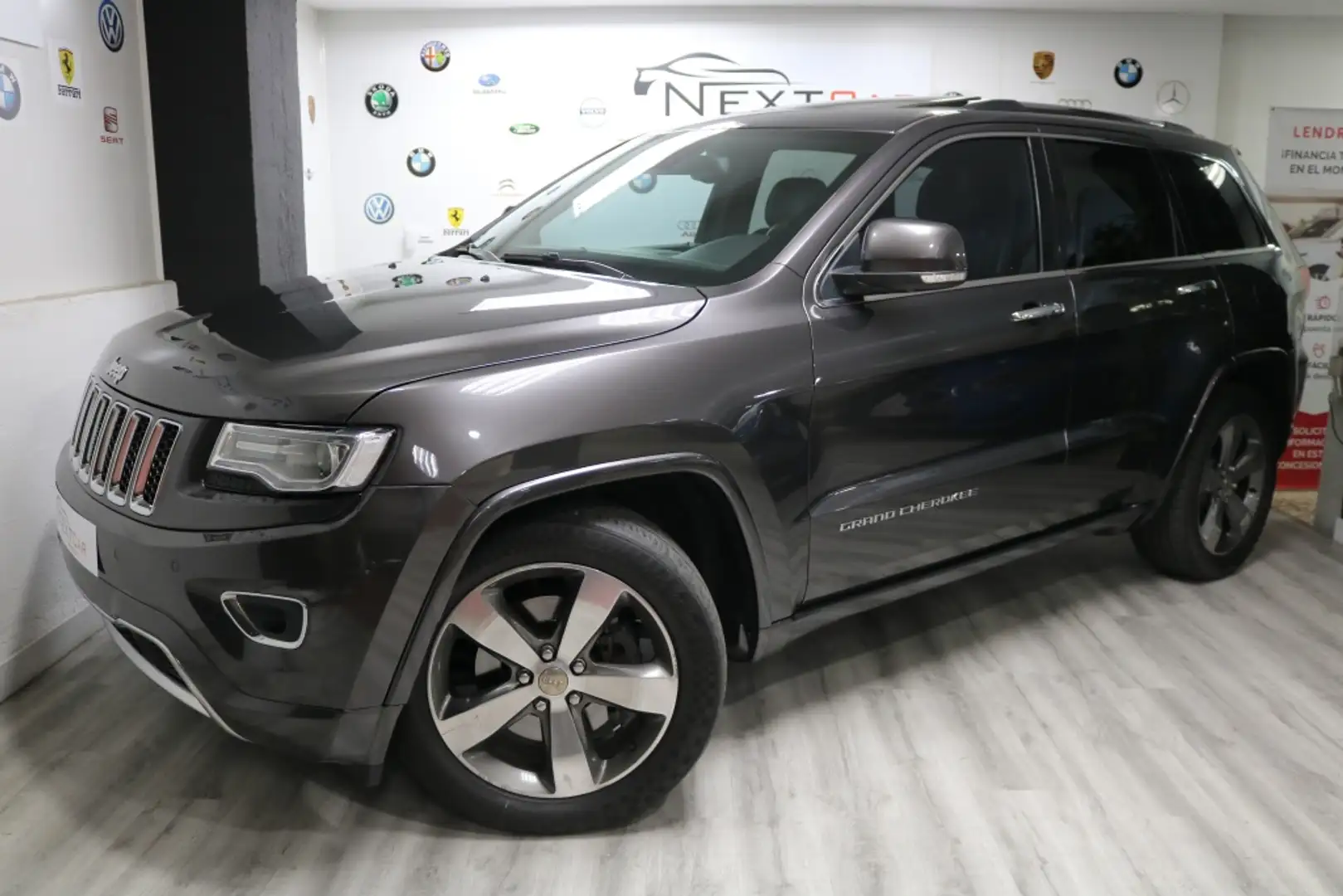 Jeep Grand Cherokee 3.0CRD Overland Aut. Gris - 1
