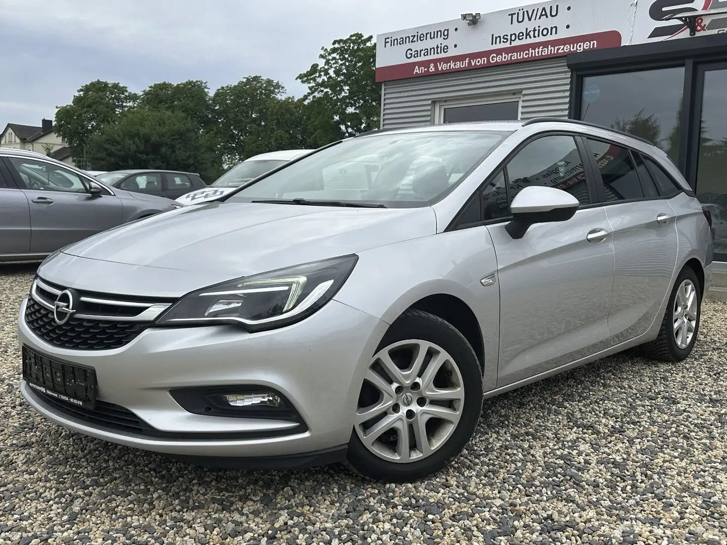 Opel Astra K Sports Tourer Edition/1.HD./TEMPO./8xBER Silber - 1