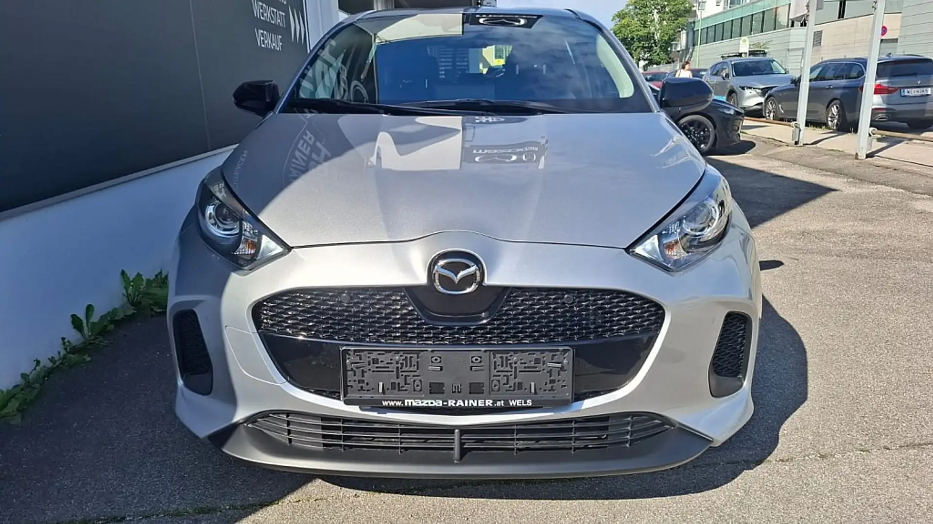 Mazda 2 Mazda2 Hybrid Exclusive Line Aut. Silber - 2