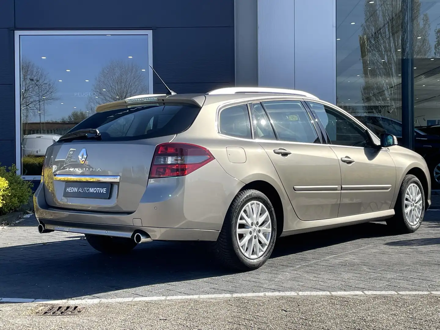 Renault Laguna Estate 1.5 dCi Expression Automaat | Navigatie | P Gris - 2