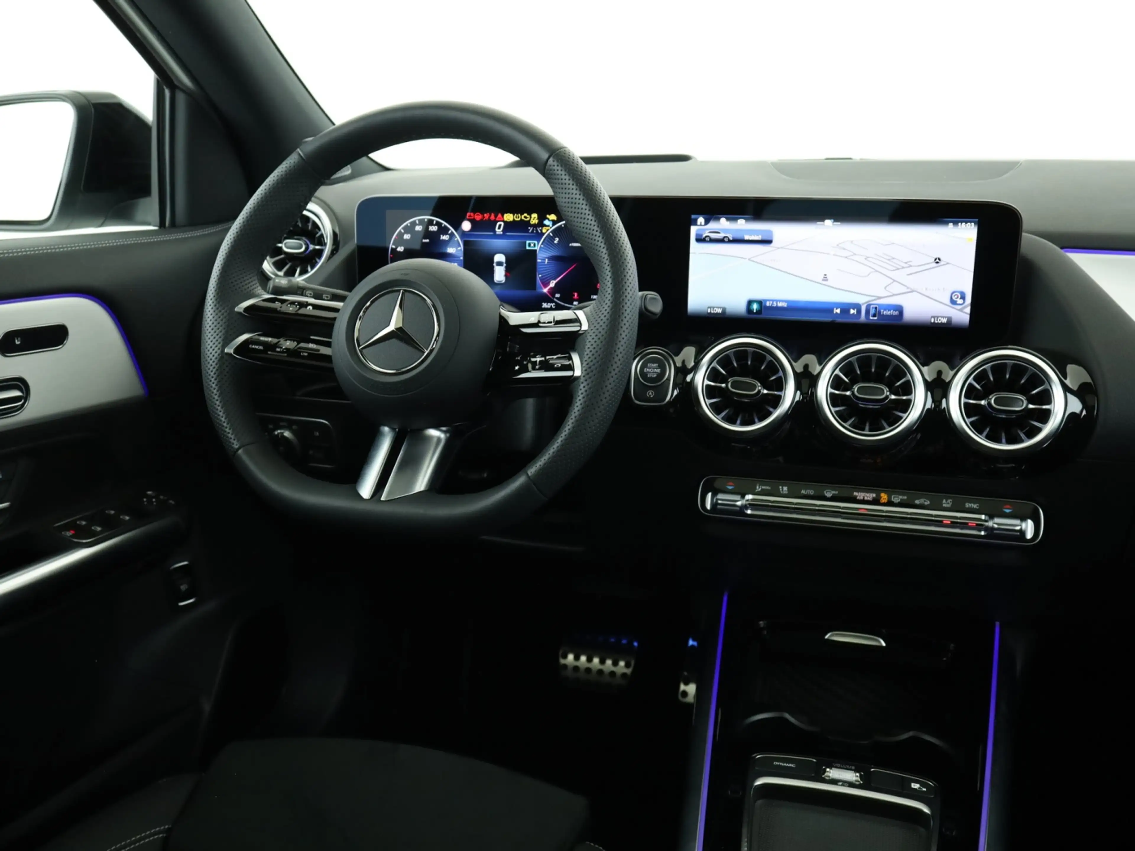 Mercedes-Benz GLA 200 d AMG Line Premium Plus*Kamera*LED*Keyl. — photo 10