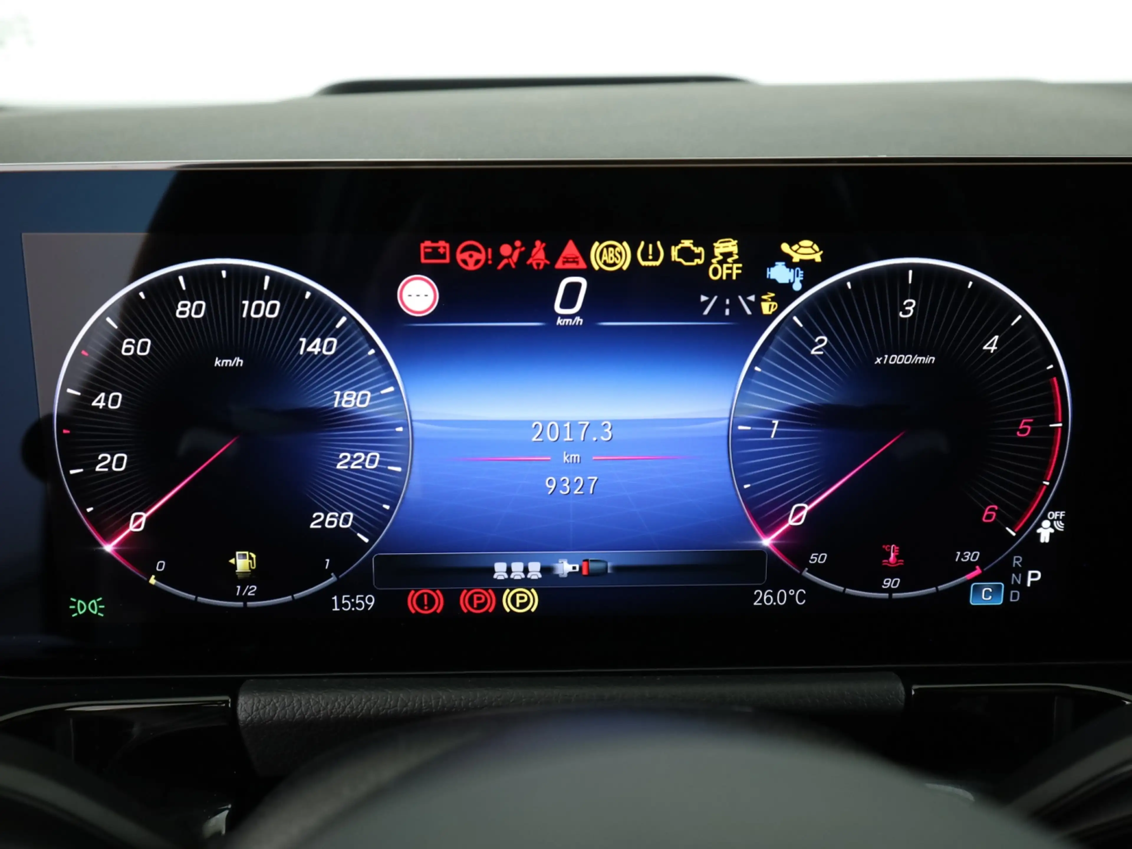 Mercedes-Benz GLA 200 d AMG Line Premium Plus*Kamera*LED*Keyl. — photo 12