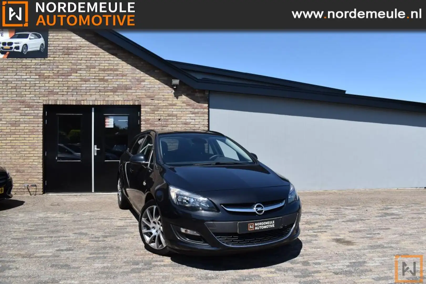 Opel Astra 1.4 TURBO SPORT, Cruise, Automaat, Trekhaak Noir - 1