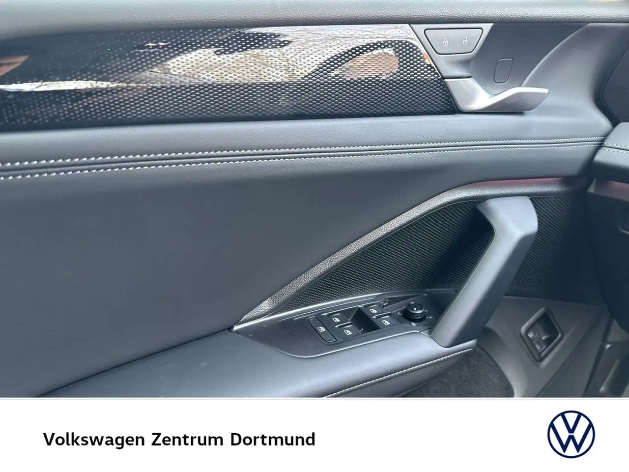 Volkswagen Tiguan 1.5 HYBRID LIFE AHK 360°CAM LED+ NAVI 16