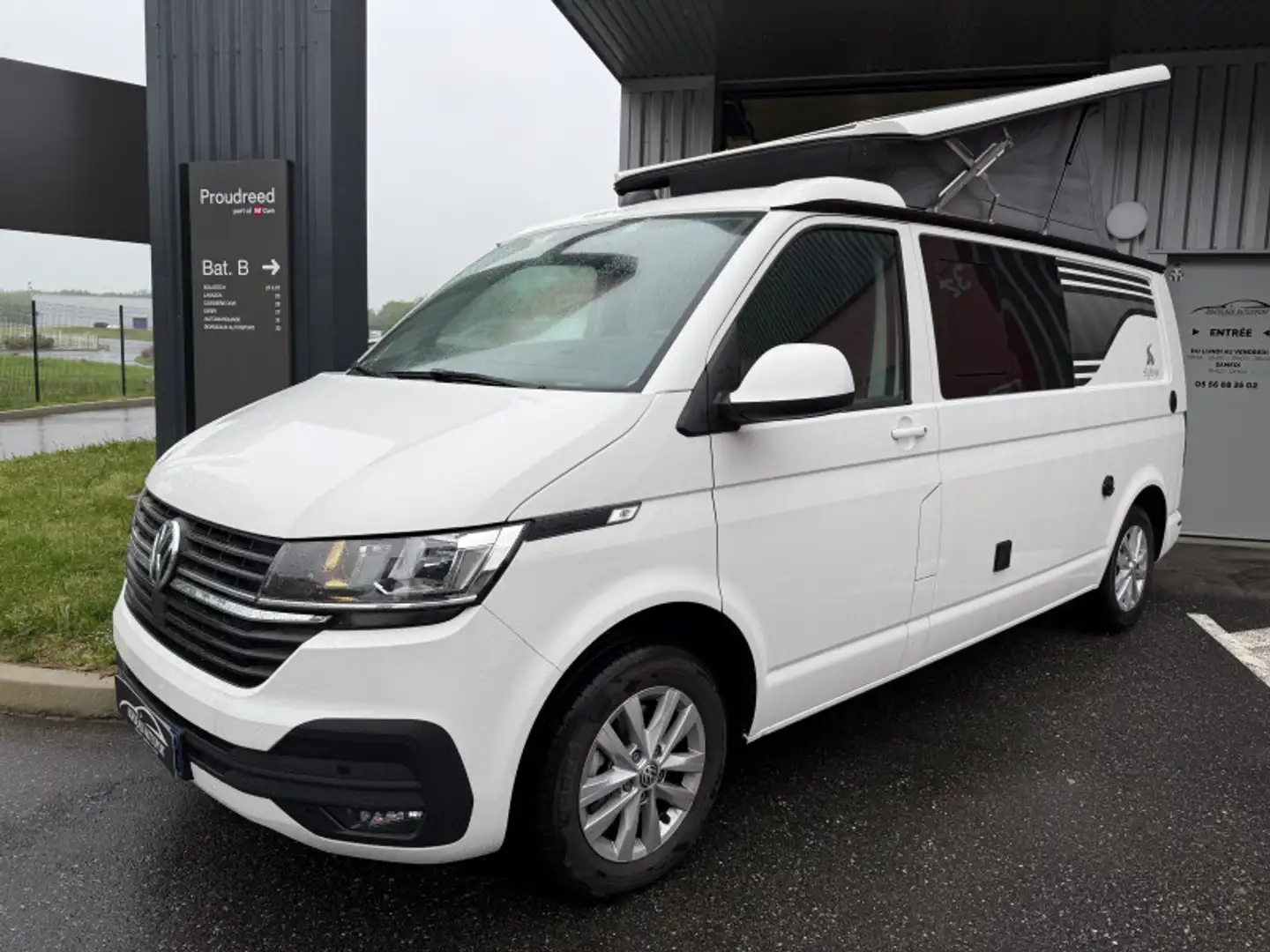 Volkswagen Transporter 3.0T L2H1 2.0 TDI 150CH VITRE BUSINESS DSG7 Blanc - 1
