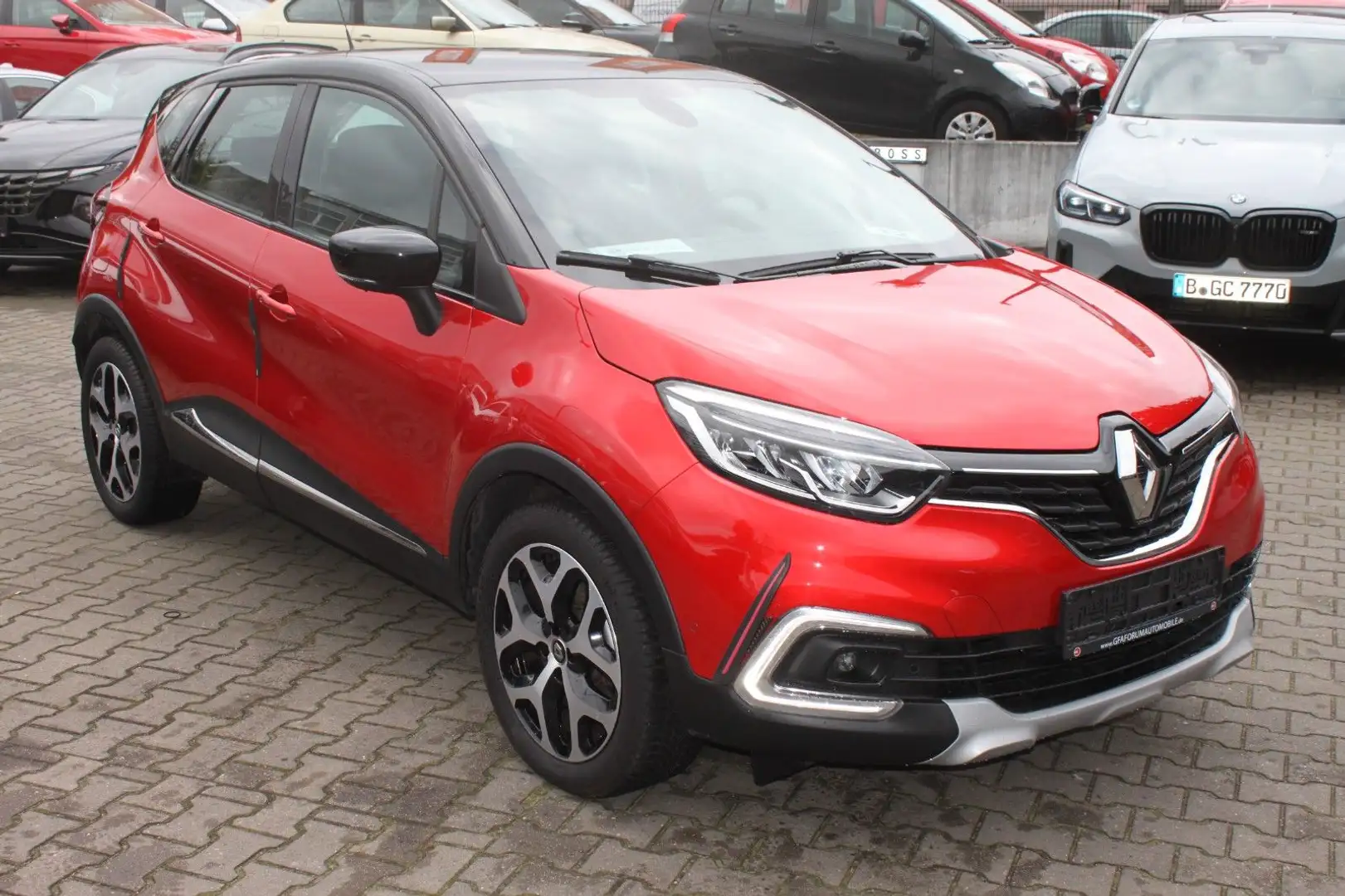 Renault Captur Intens Leder Aut.Kamera Navi 1.Hand Rot - 2