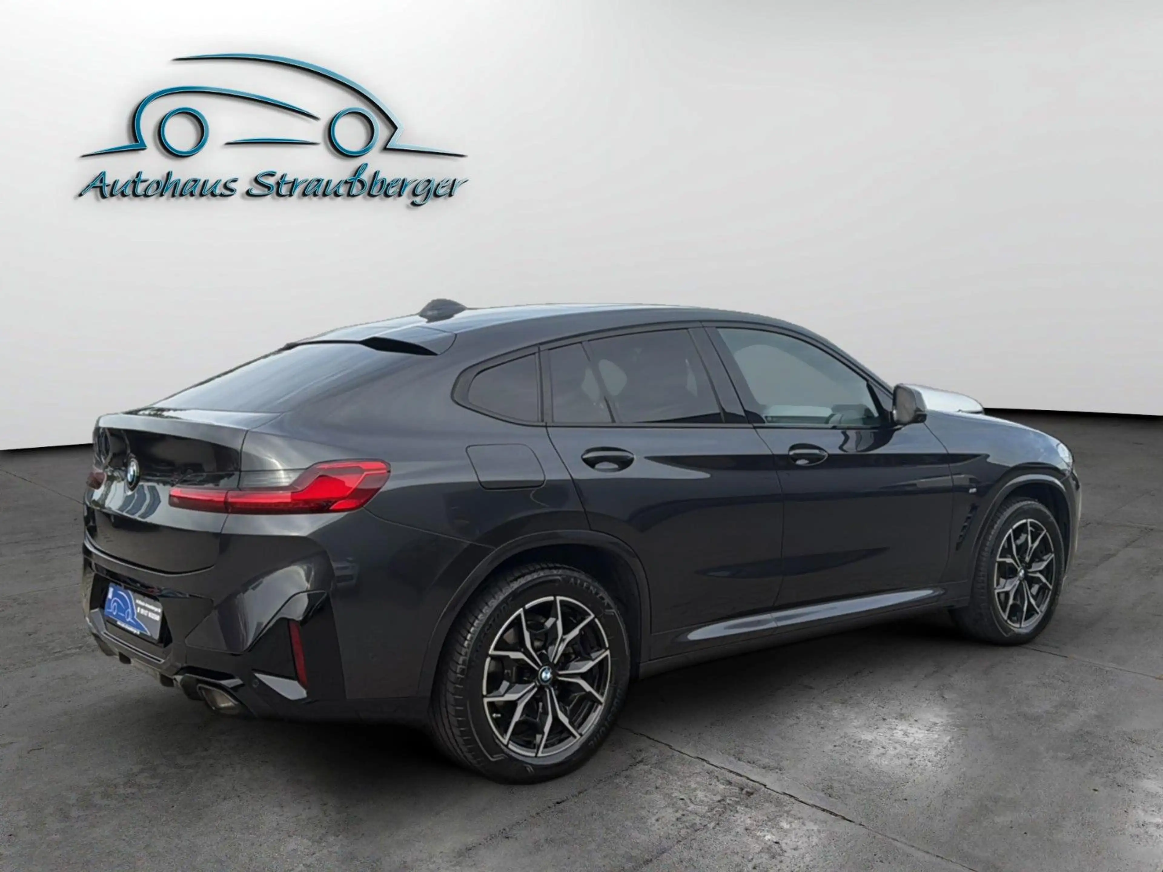 BMW X4 30xd M Sport ACC 3ZK AHK 360° HUD PANO StHz — photo 7