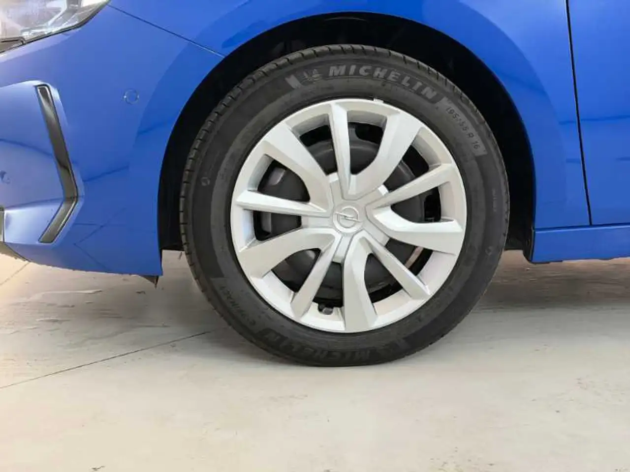 Opel Corsa Edition Benzina 100 CV (74kW) Manuale, миниатюра 9