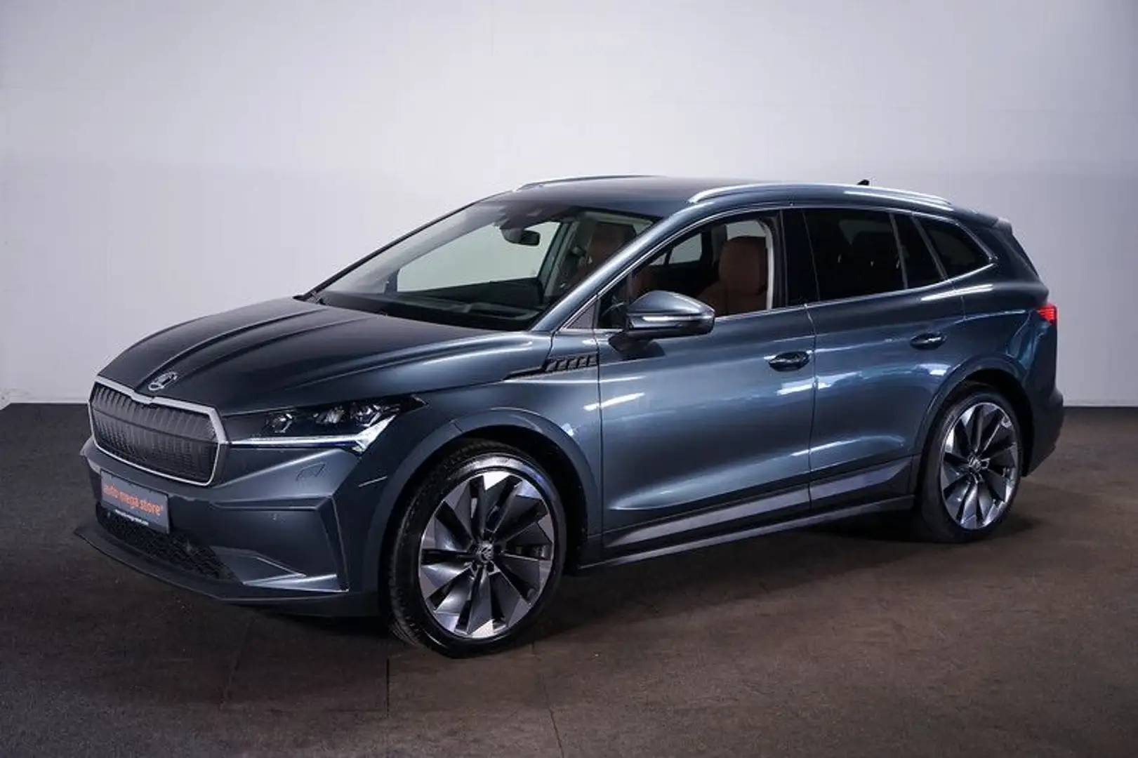 Skoda Enyaq iV 77 kWh 80*AHK*ACC*Matrix*360°*Wärmepu Сірий - 1
