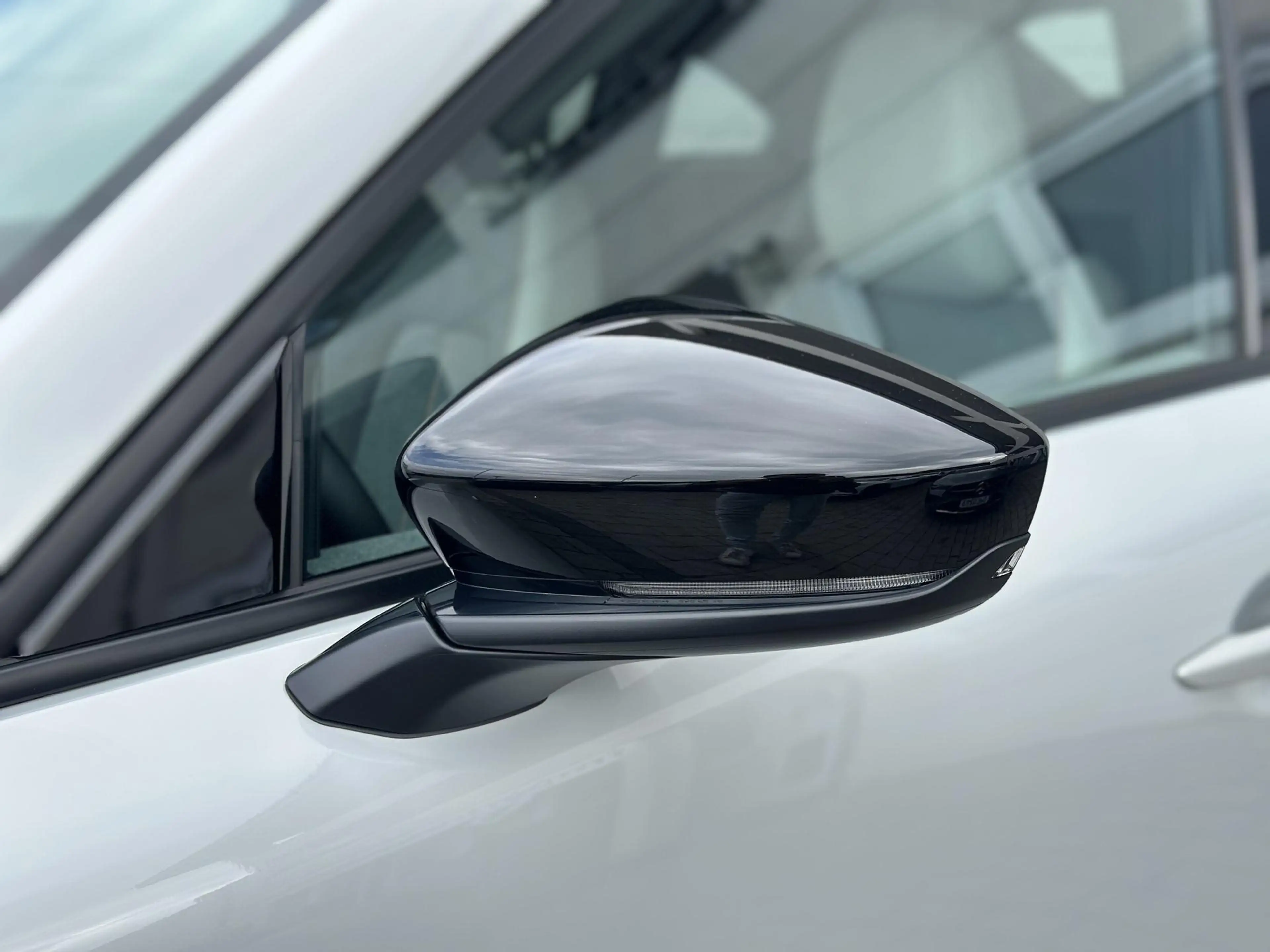 Mazda MX-30 e-SKYACTIV 36KWH Advantage Memory+RFK+Head-Up! — photo 7