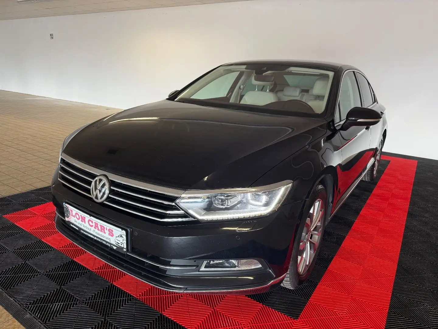 Volkswagen Passat Lim. Highline/Navi/Kamera/LED/Leder/TOP Noir - 1