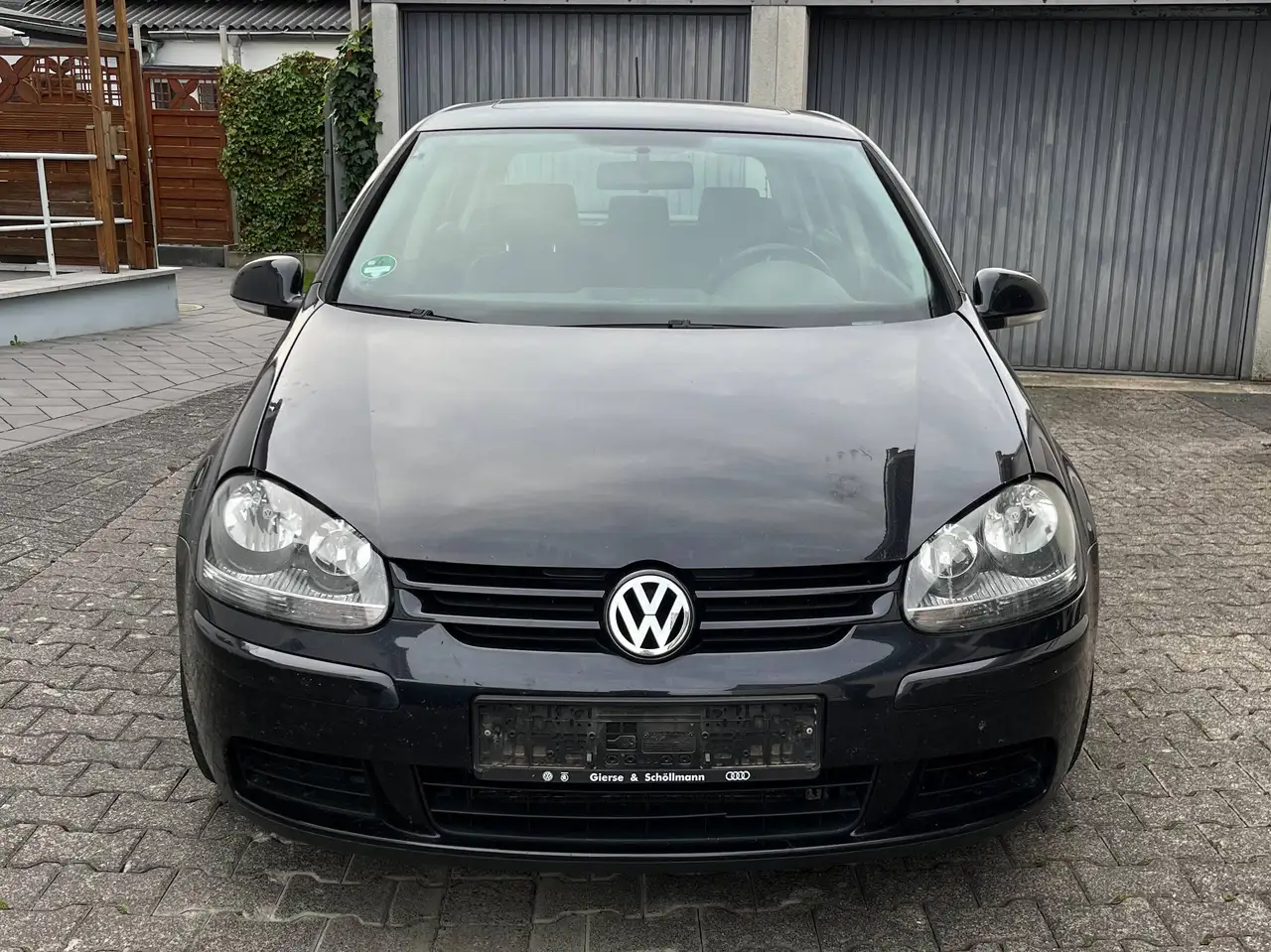 Volkswagen Golf Golf V Diesel 5-Türer 2.0 TDI 4Motion Trendline — photo 1 of 8
