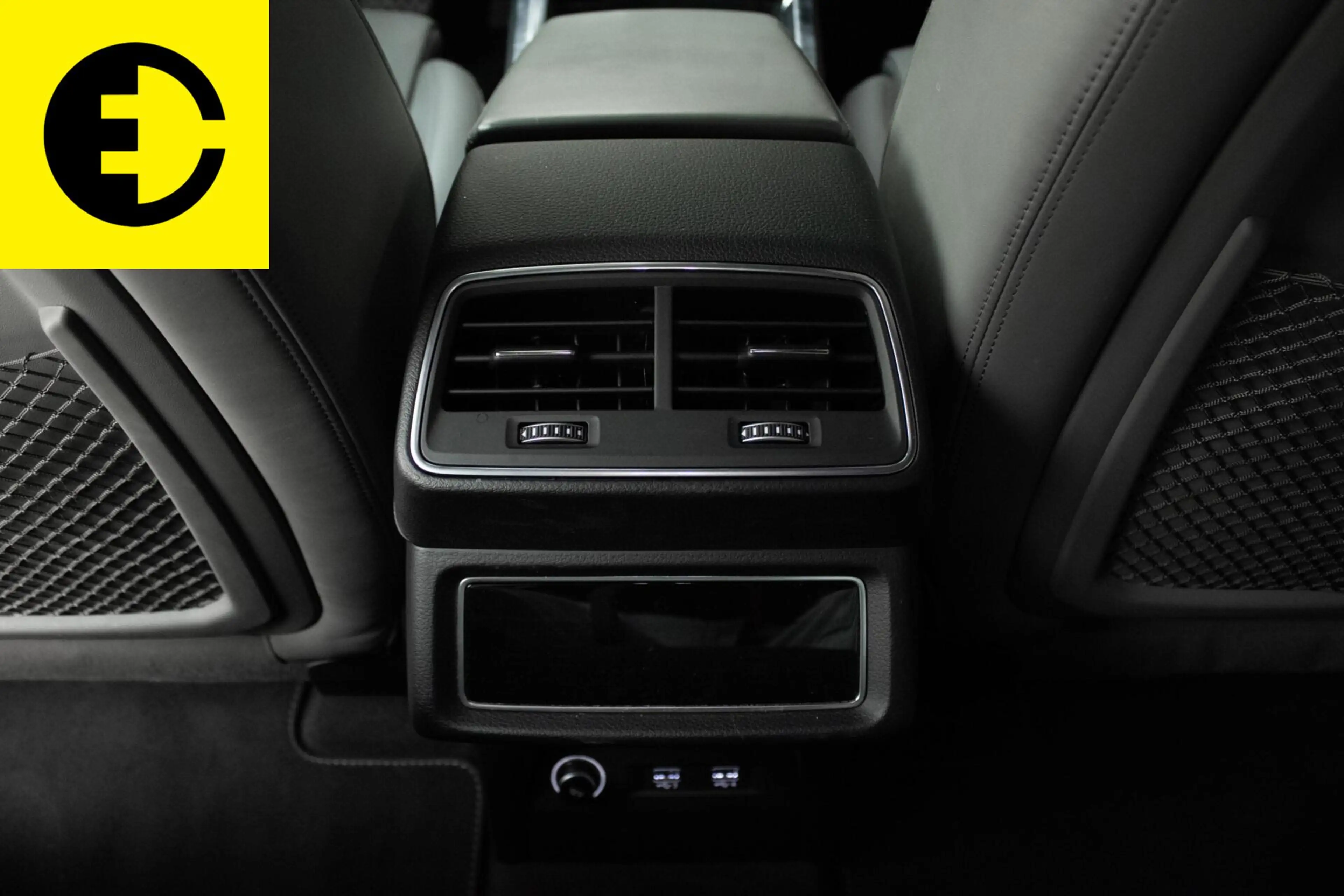 Audi e-tron e-tron 55 quattro advanced Pro Line Plus 95 kWh | — photo 6