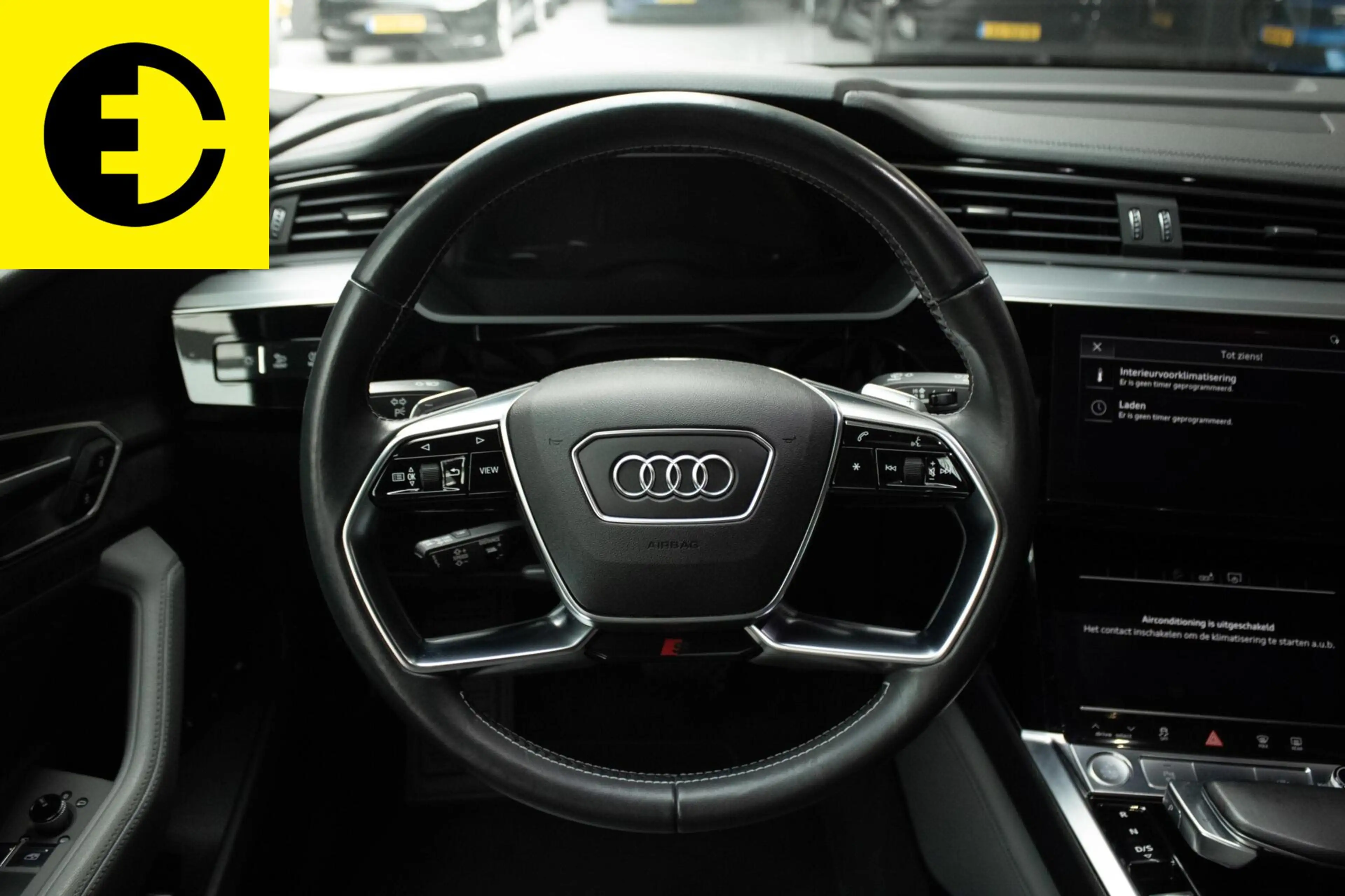 Audi e-tron e-tron 55 quattro advanced Pro Line Plus 95 kWh | — photo 3