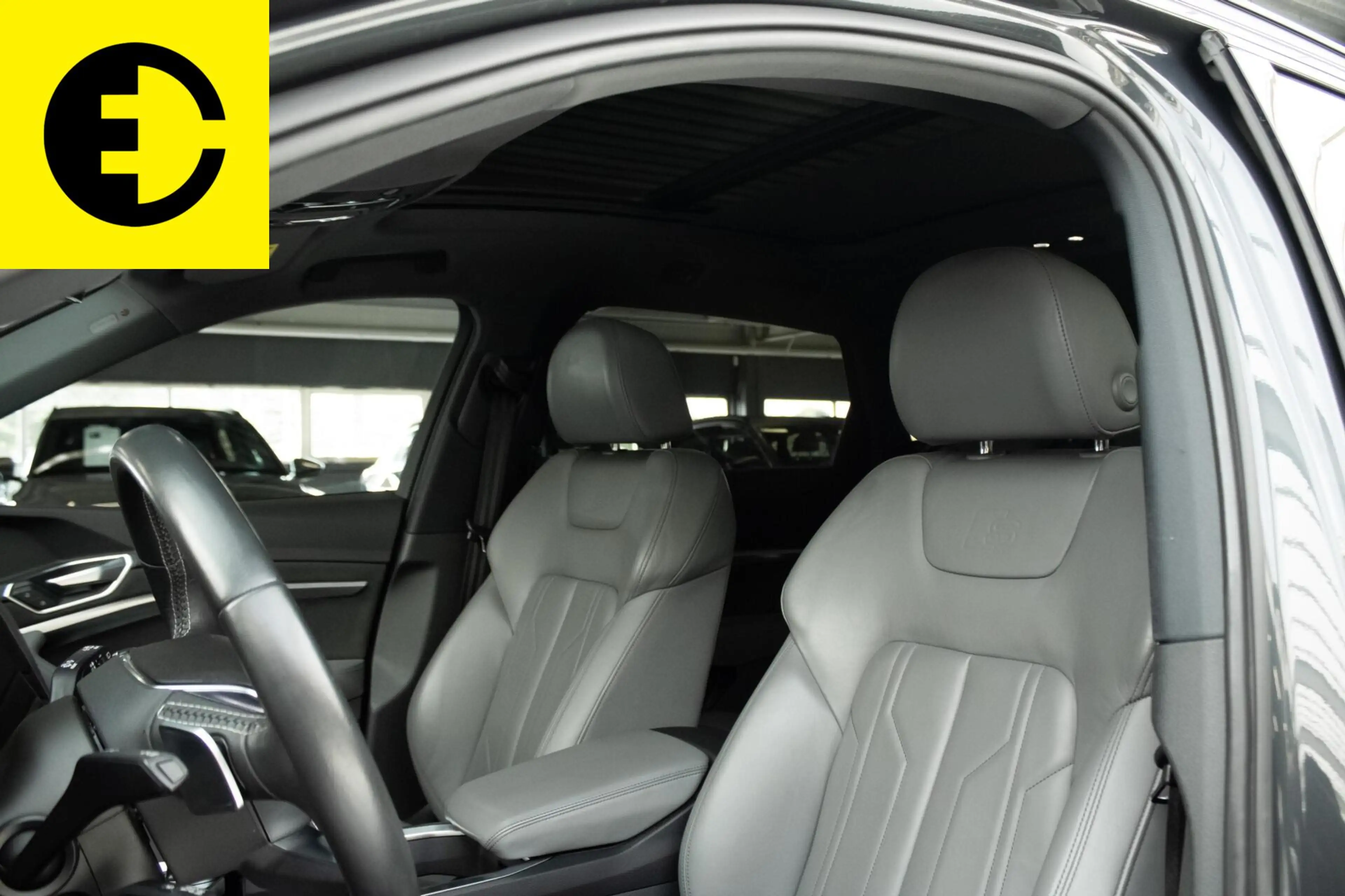 Audi e-tron e-tron 55 quattro advanced Pro Line Plus 95 kWh | — photo 4