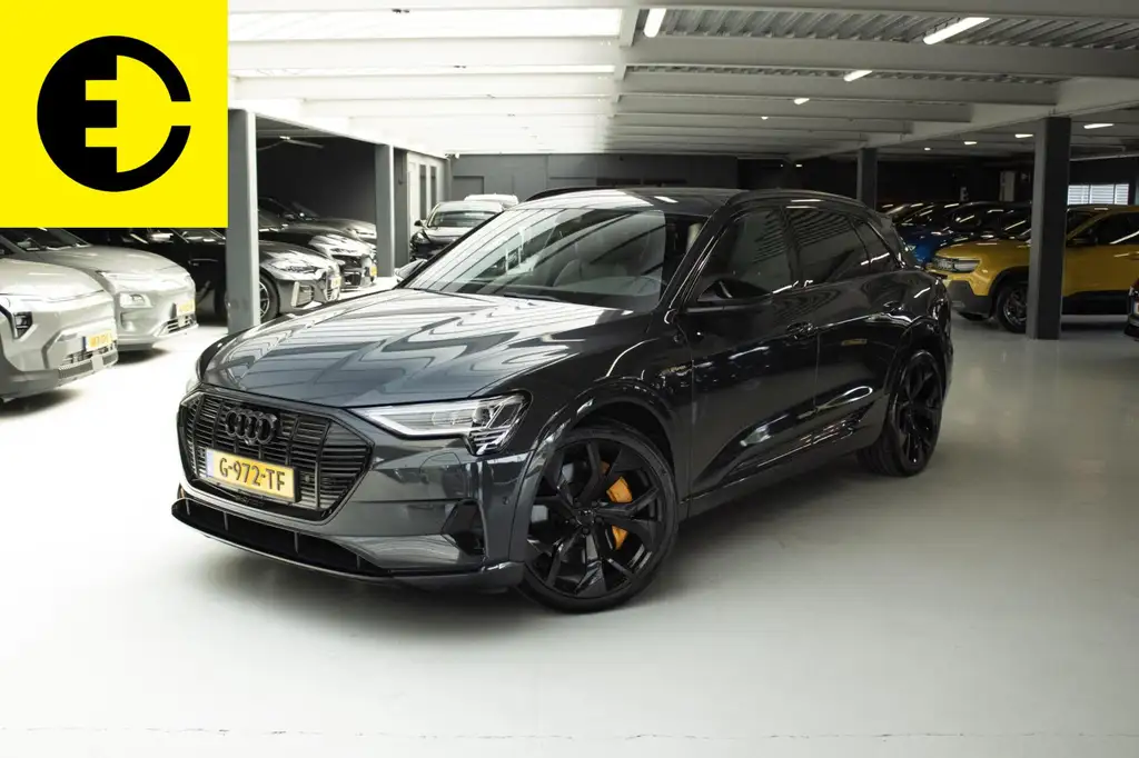 Audi e-tron 2019 из Европы — купить под ключ