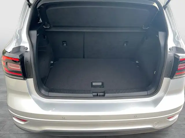 Volkswagen T-Cross view 13