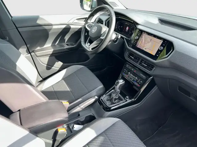 Volkswagen T-Cross view 15