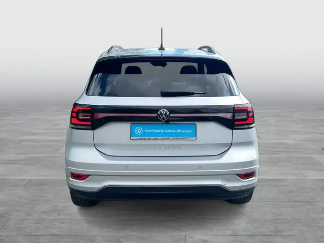 Volkswagen T-Cross view 4