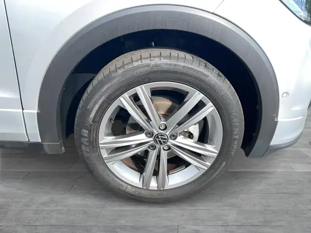 Volkswagen T-Cross view 7