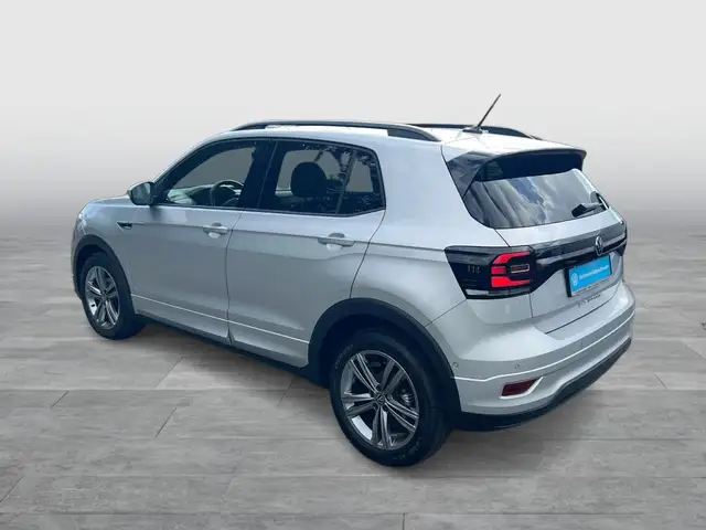 Volkswagen T-Cross view 3