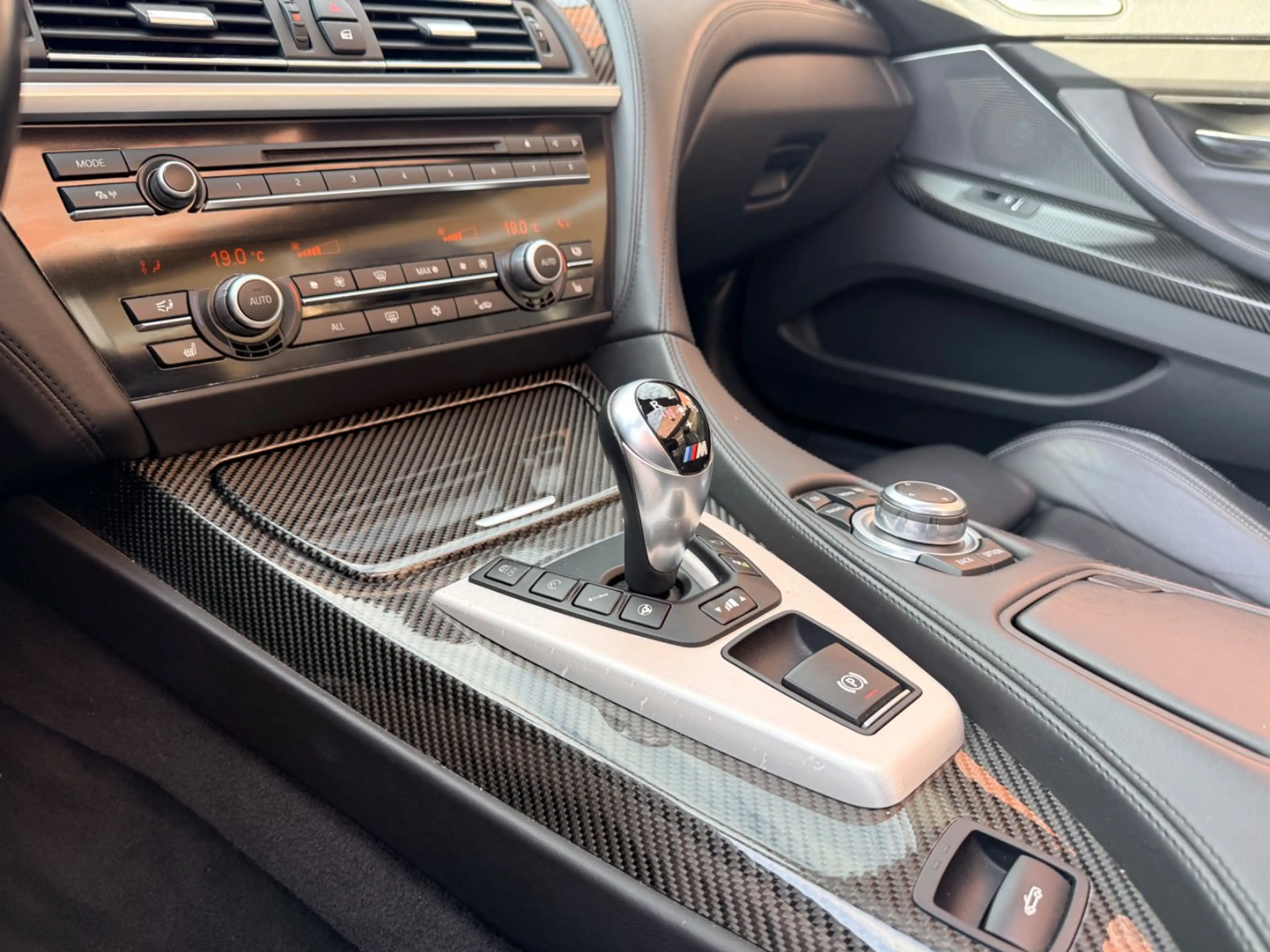 BMW M6 Cabrio B&O Carbon 360 Scheckheft — photo 15