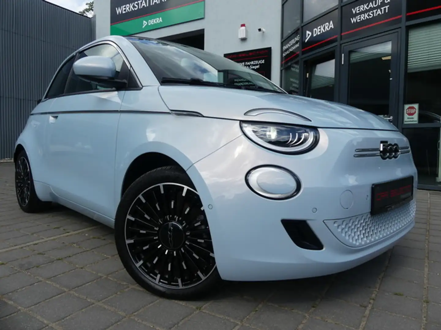 Fiat 500e 87KW La Prima LEDER/NAVI/KAMERA/KLIMA Niebieski - 1