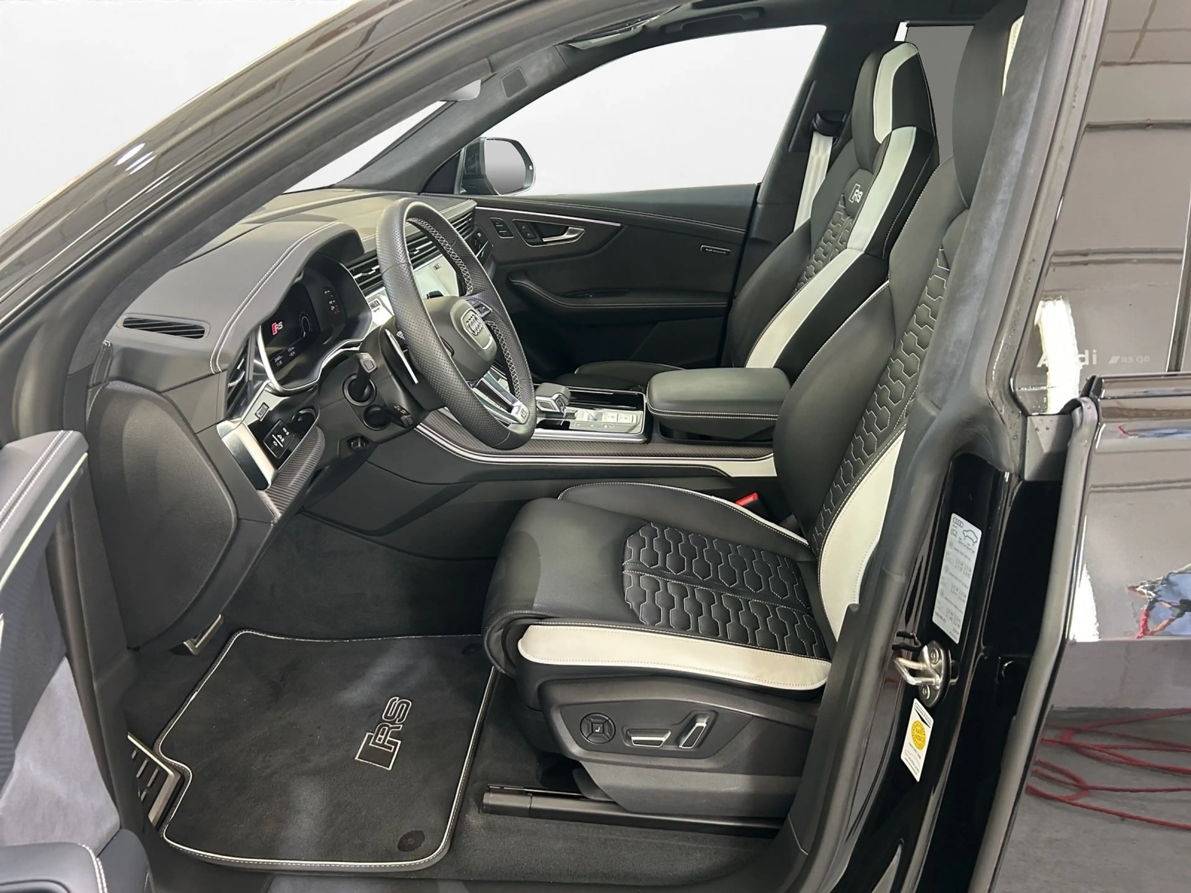 Audi RS Q8 RSQ8 4.0 TFSI quattro tiptronic | STANDHZ. | AHK — photo 9