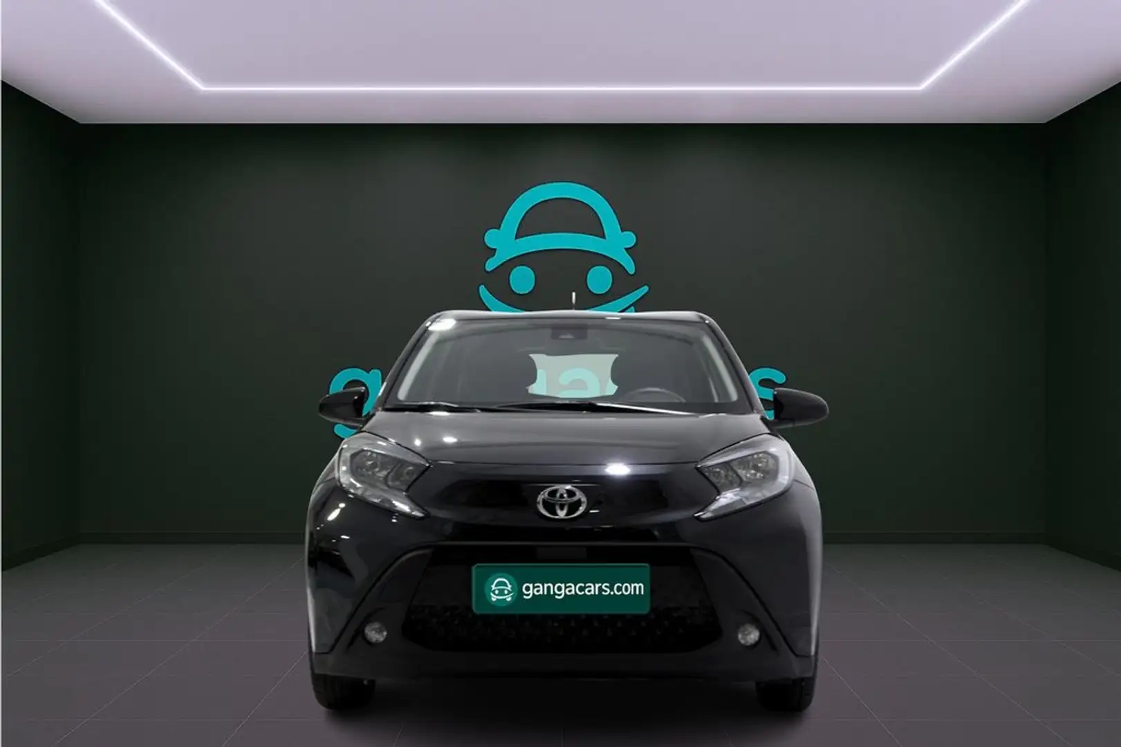 Toyota Aygo X 1.0 VVT-I 72CV Chic Negro - 2