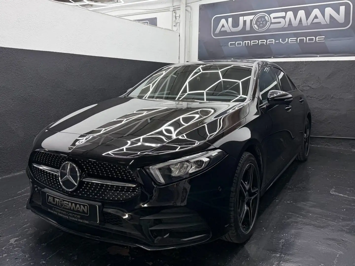 Mercedes-Benz A 250 Sedán e Negro - 2