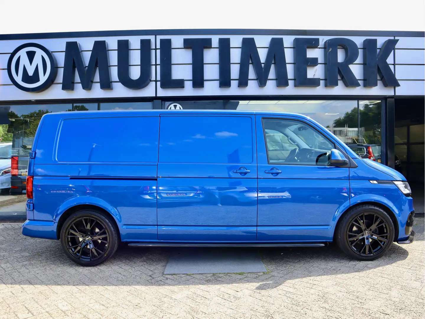 Volkswagen T6.1 Transporter 2.0 TDI 150PK DSG LANG 2X SCHUIFDEUR Azul - 2