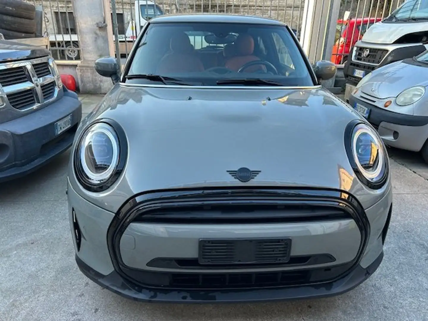 MINI One 3p 1.5 One JCW 102cv  SOLO 42000 KM PELLE NAVY Gris - 2